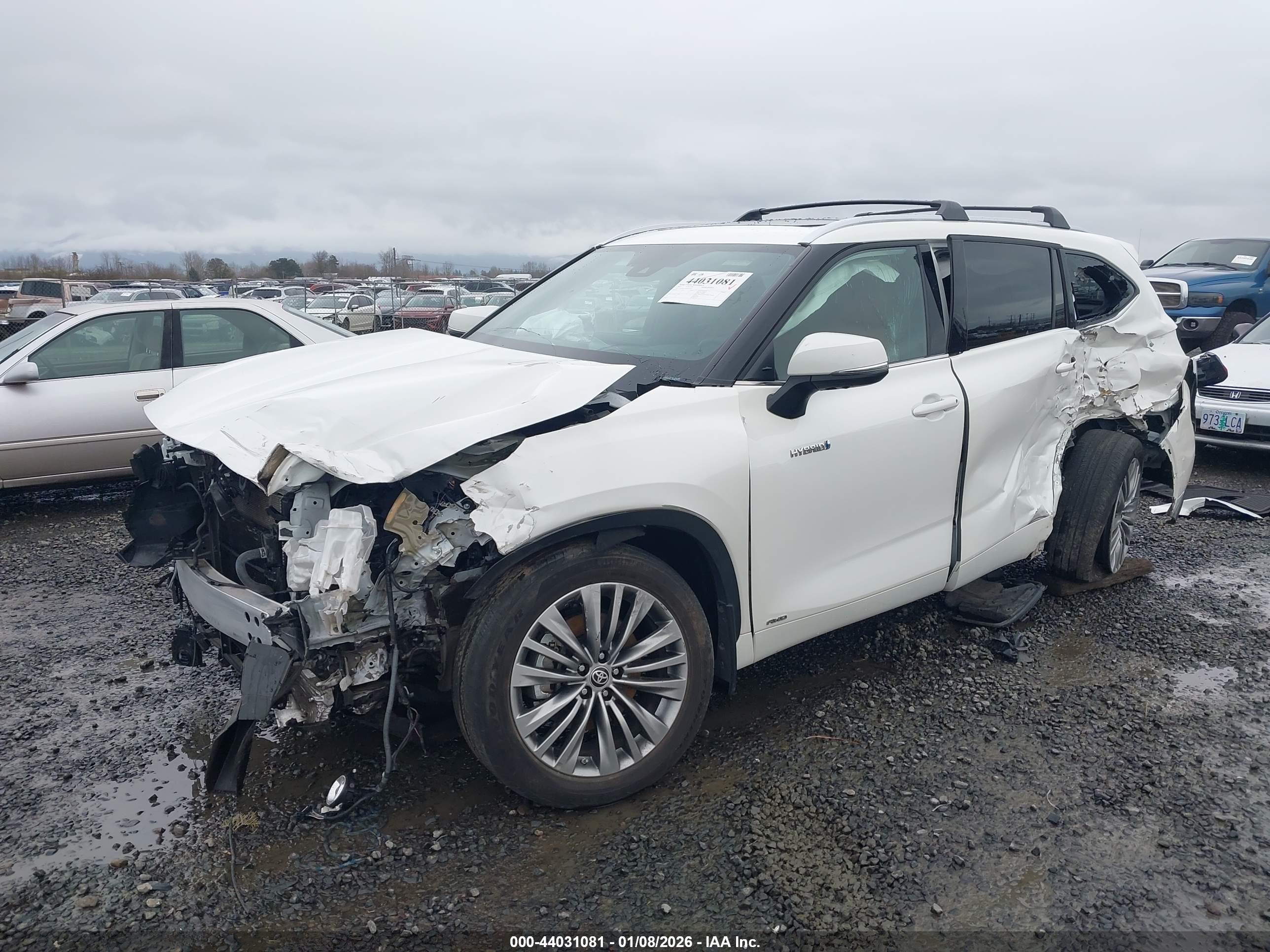 TOYOTA HIGHLANDER image 2
