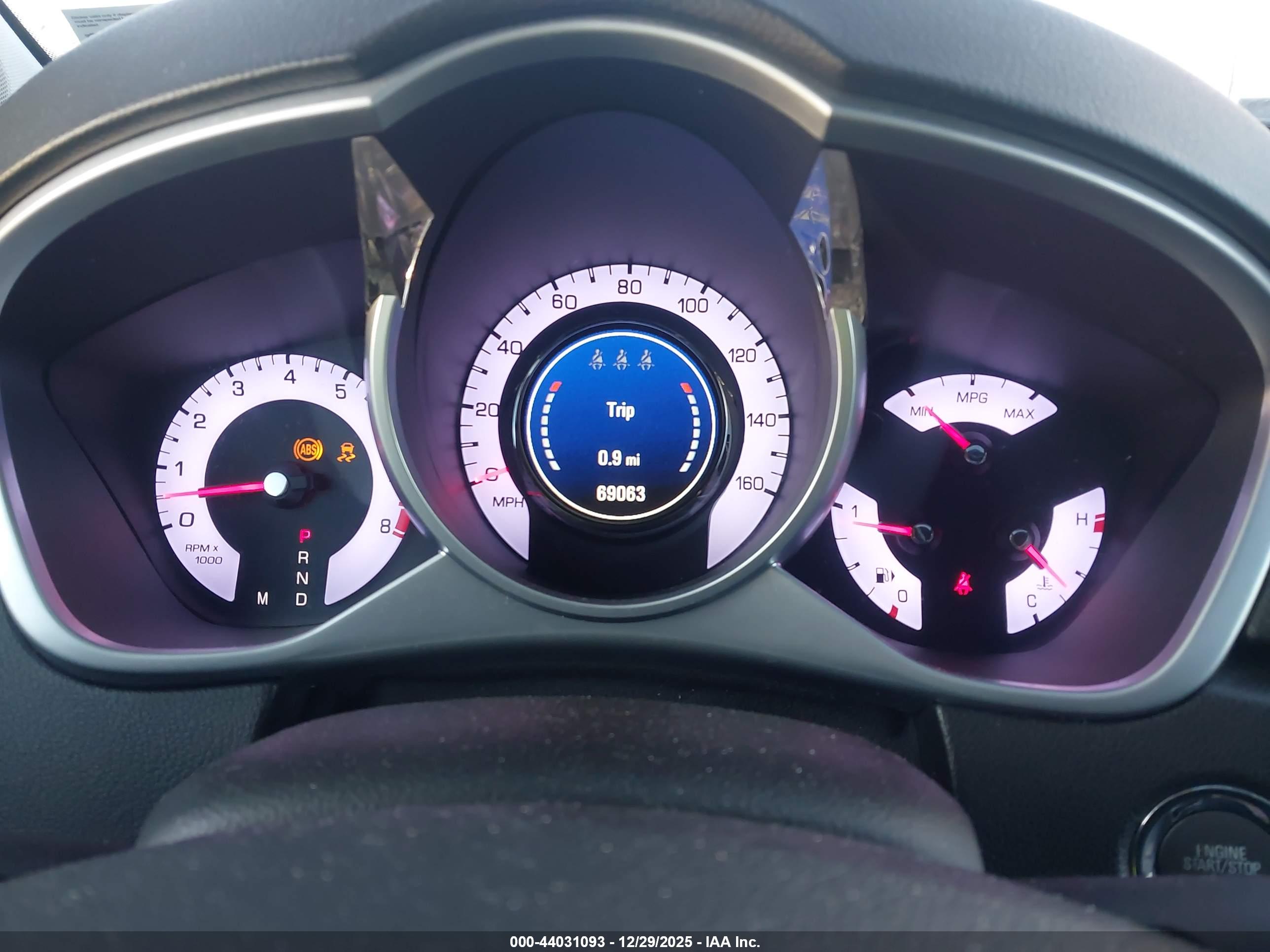 CADILLAC SRX image 7