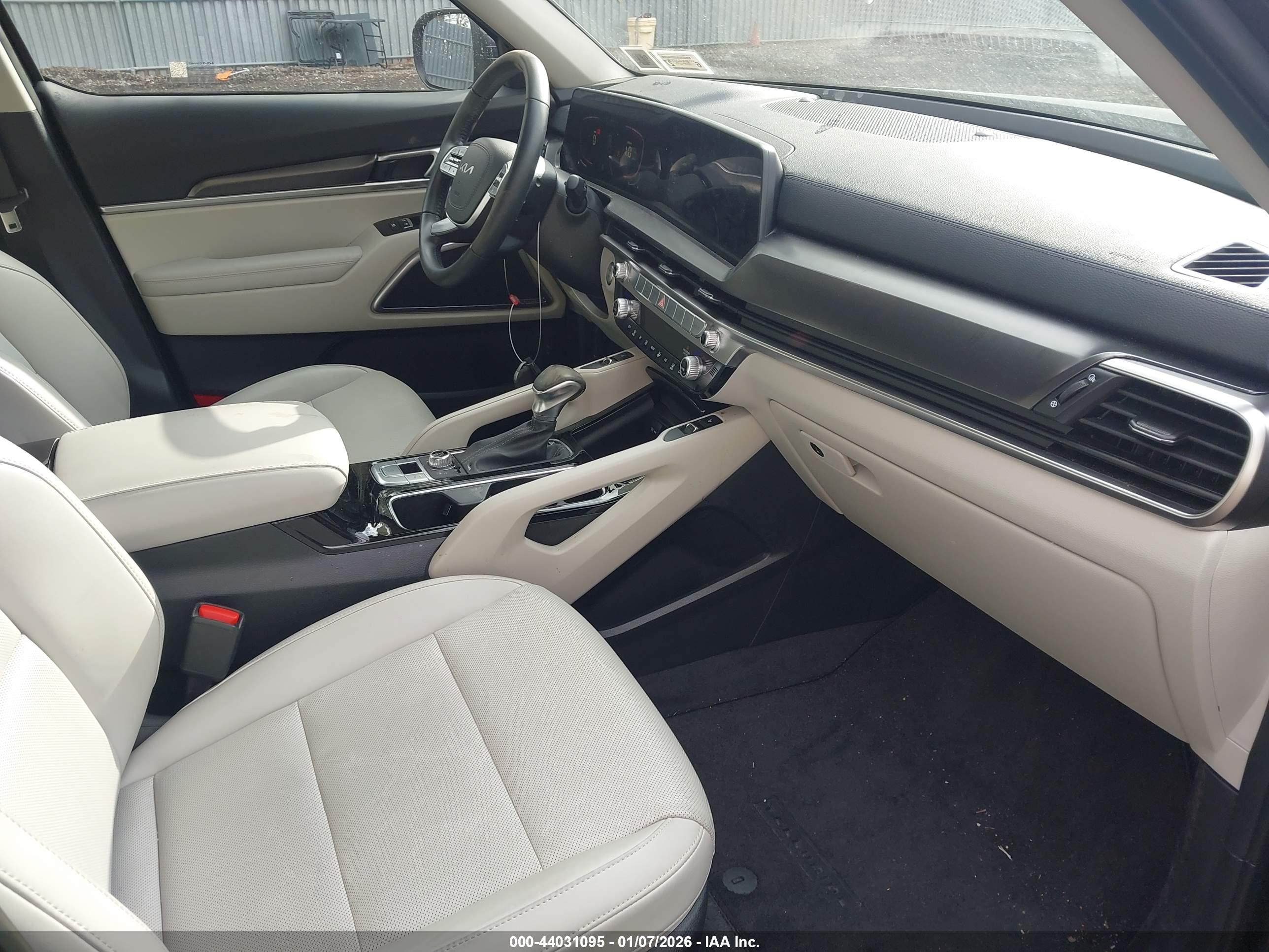 KIA TELLURIDE image 5