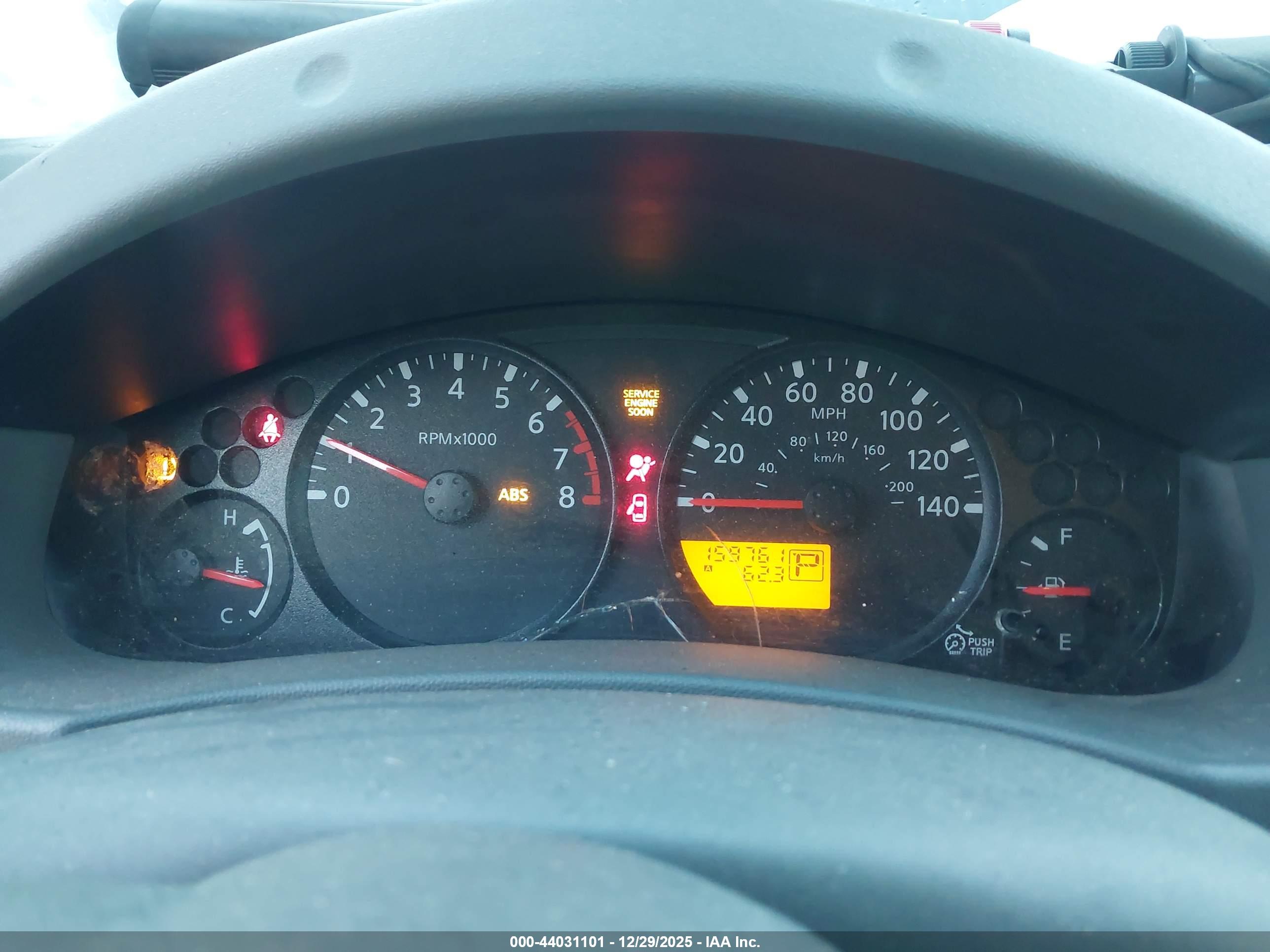 NISSAN FRONTIER image 7