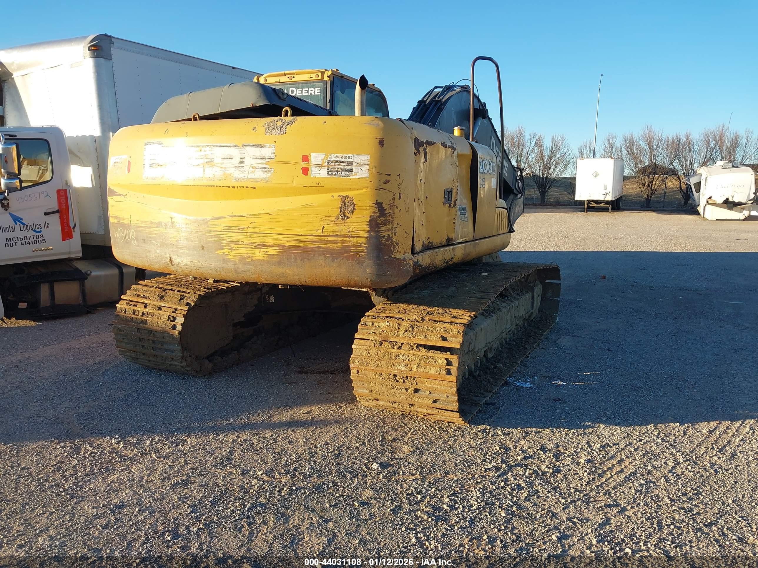JOHN DEERE image 4