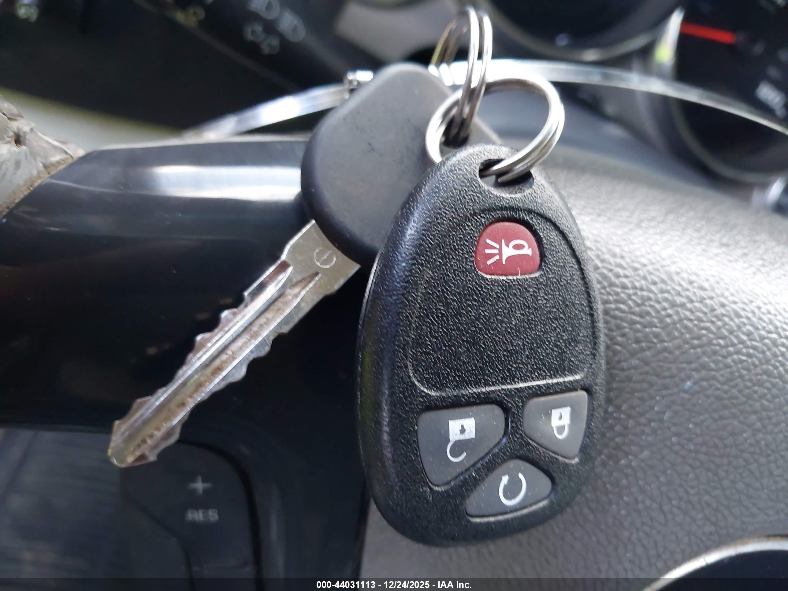 GMC SIERRA image 11