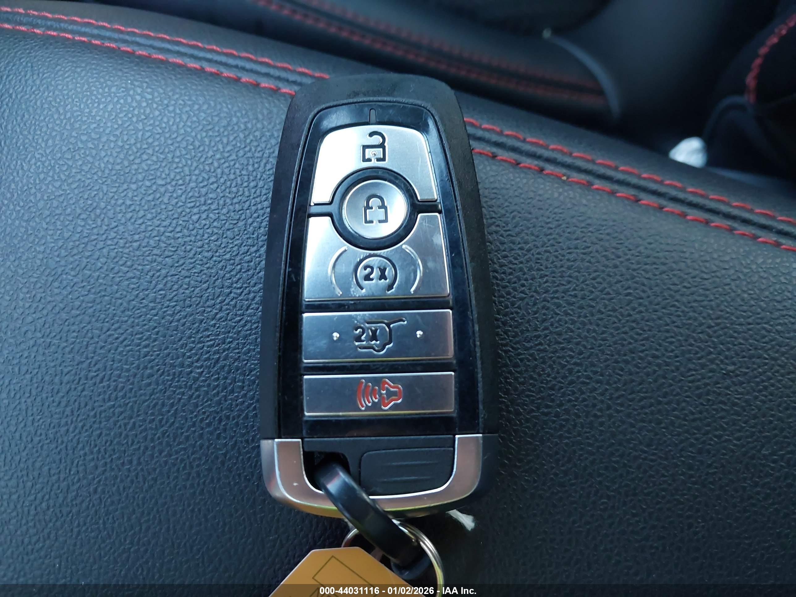FORD ESCAPE image 11