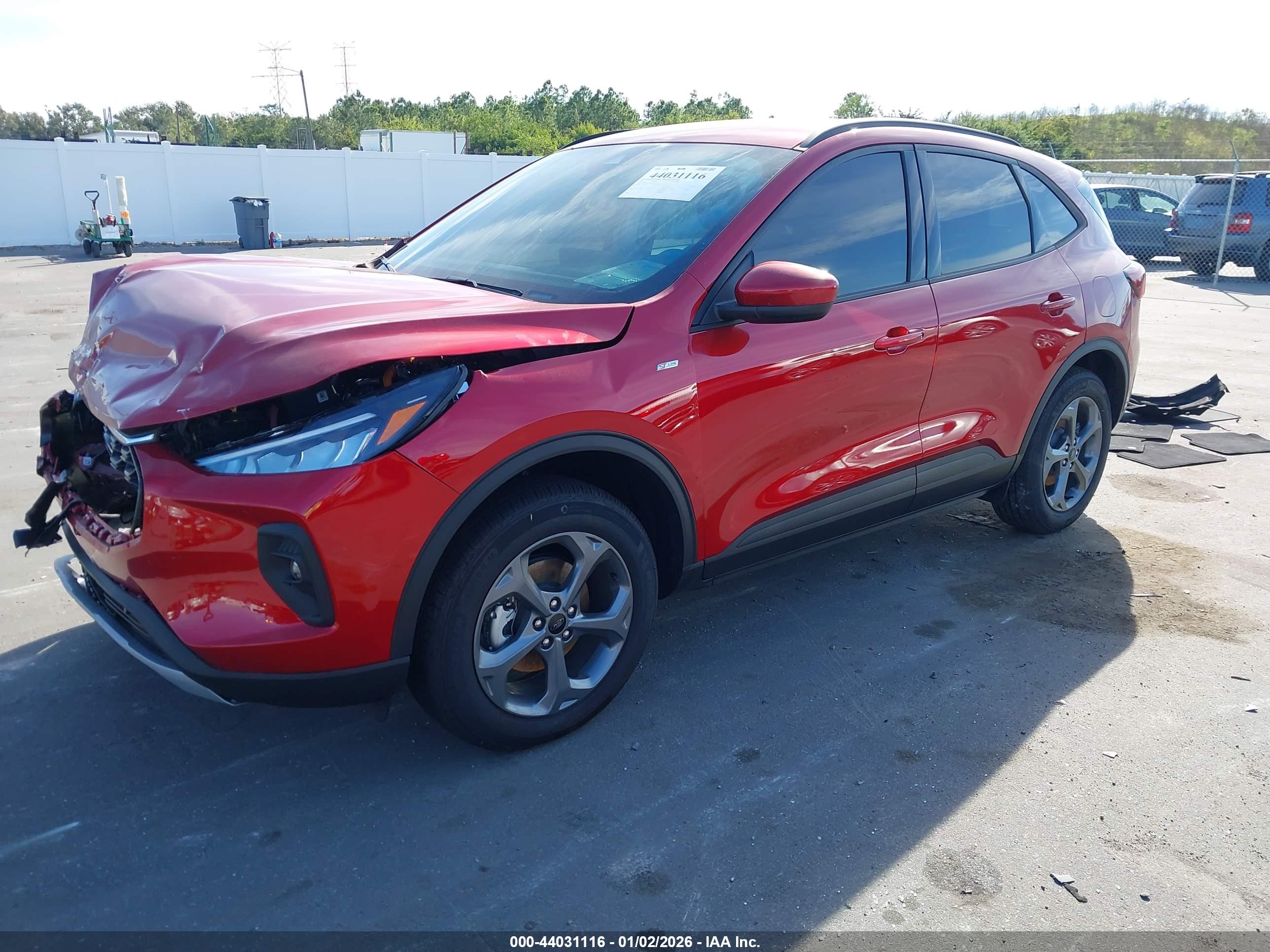 FORD ESCAPE image 2