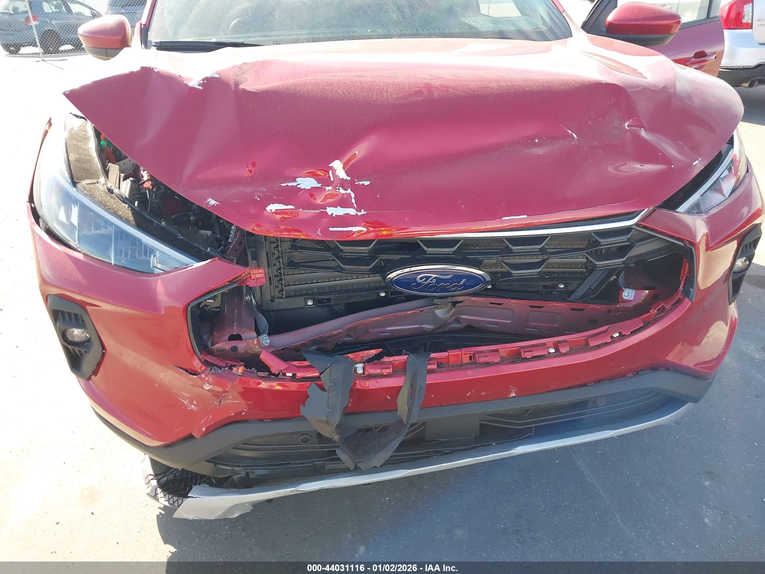 FORD ESCAPE image 6