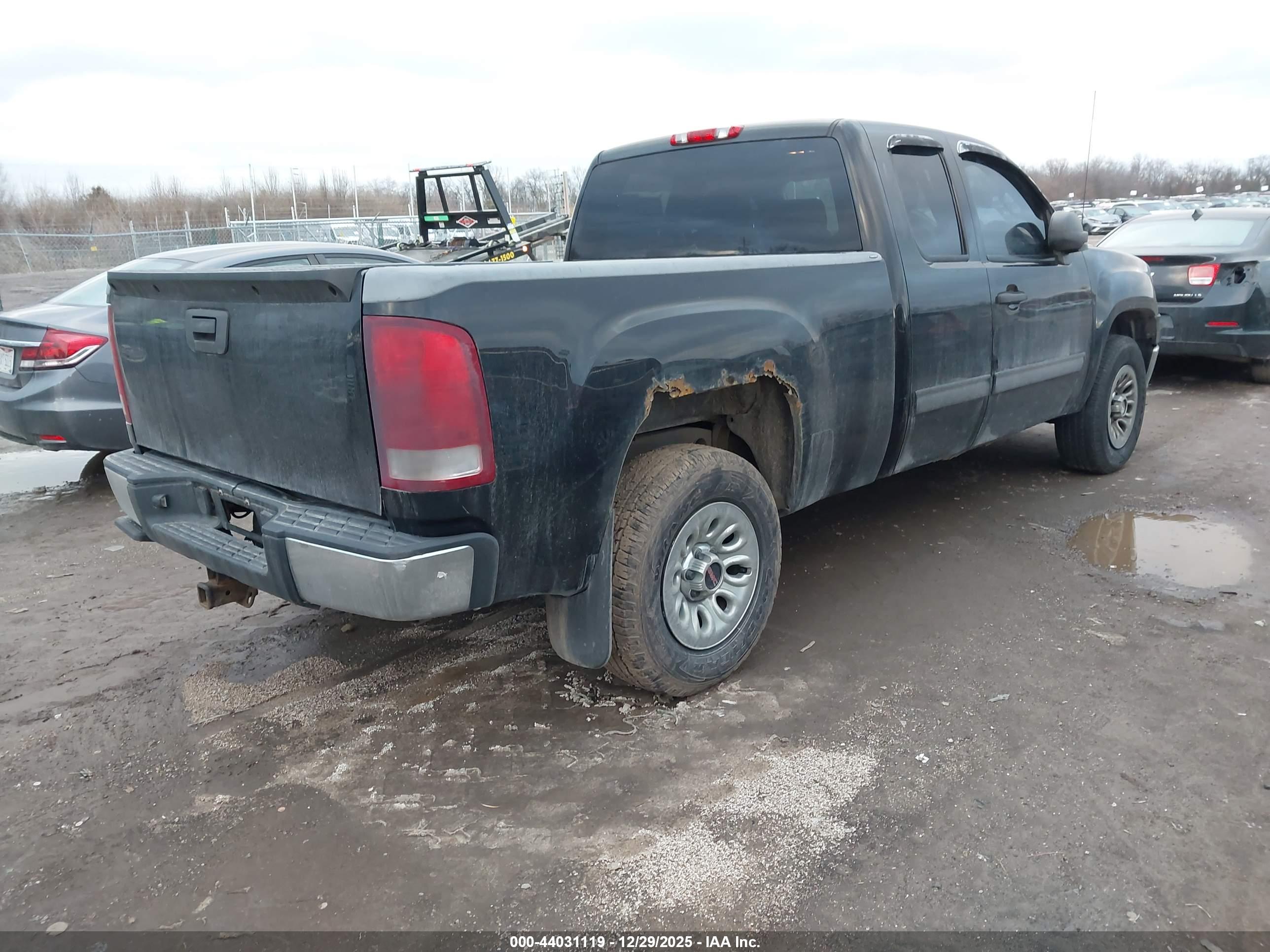 GMC SIERRA image 4