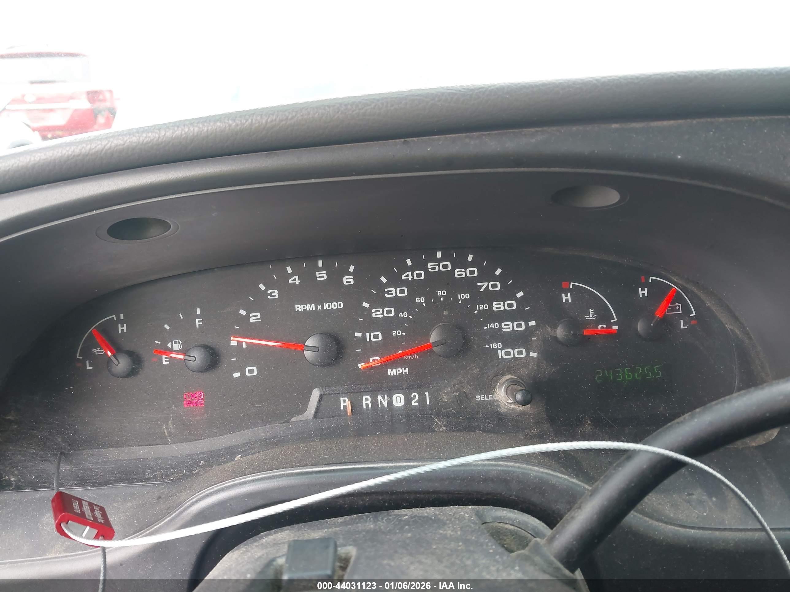 FORD E-350 image 7