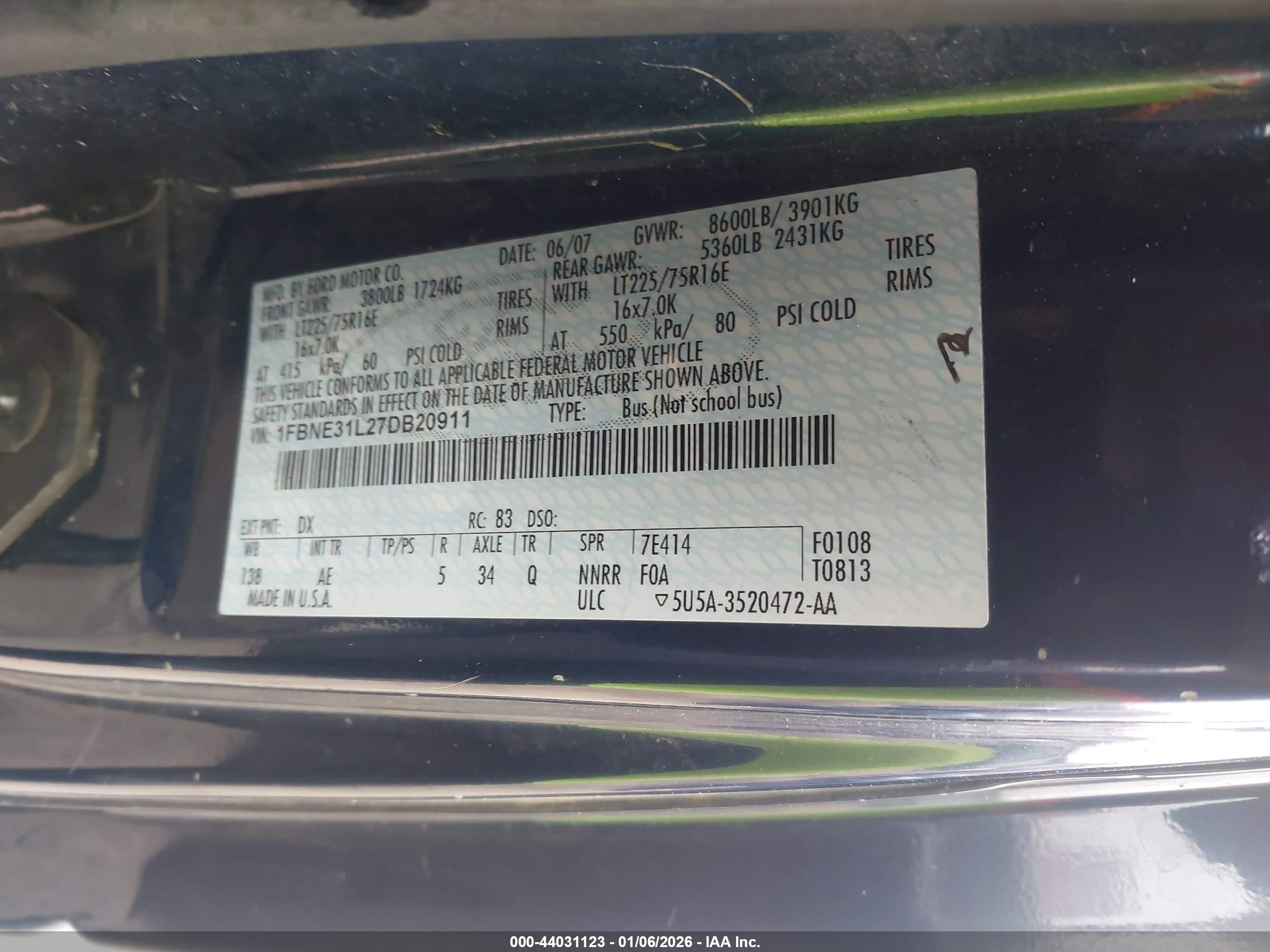 FORD E-350 image 9