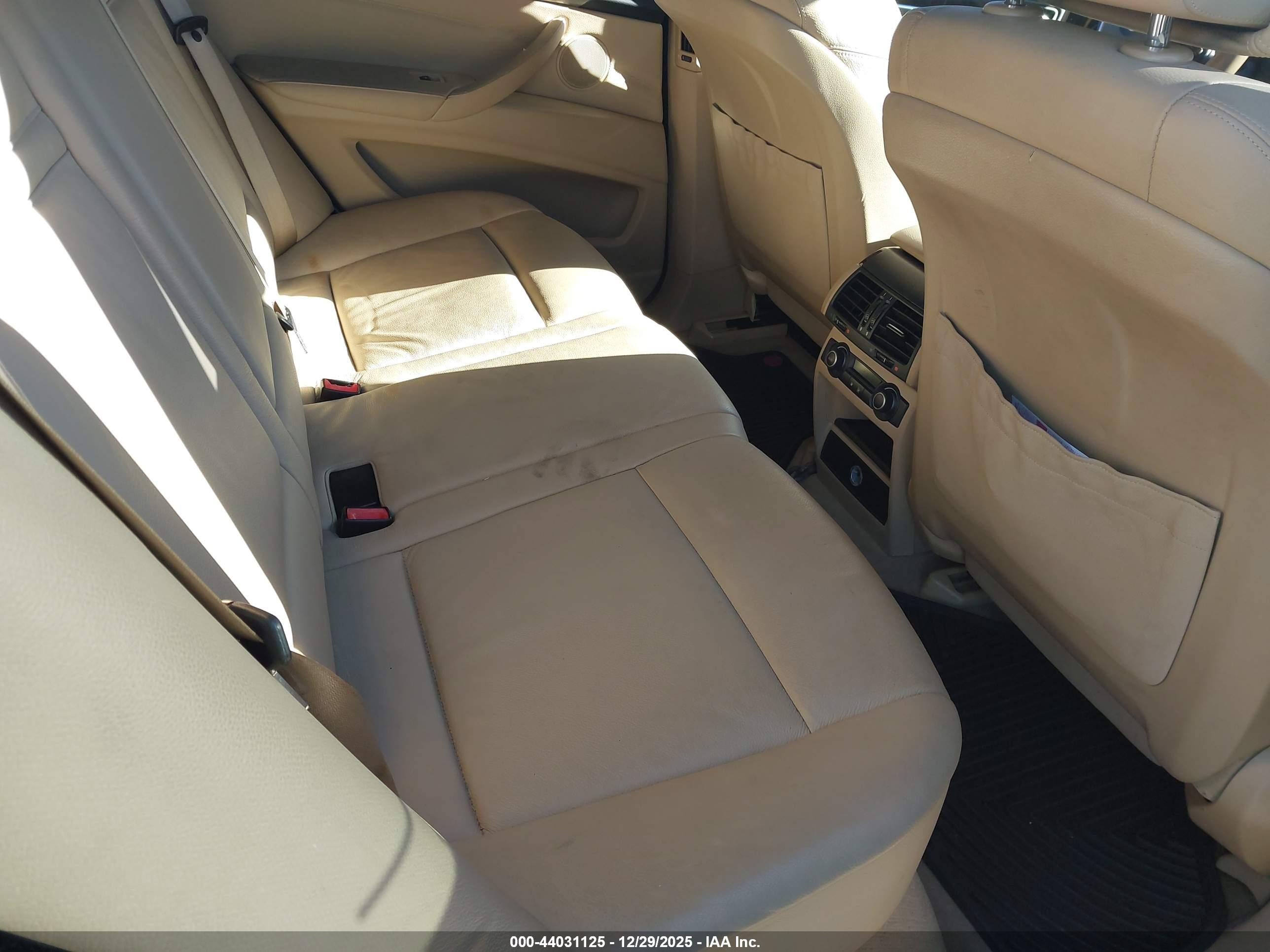 BMW X5 image 8