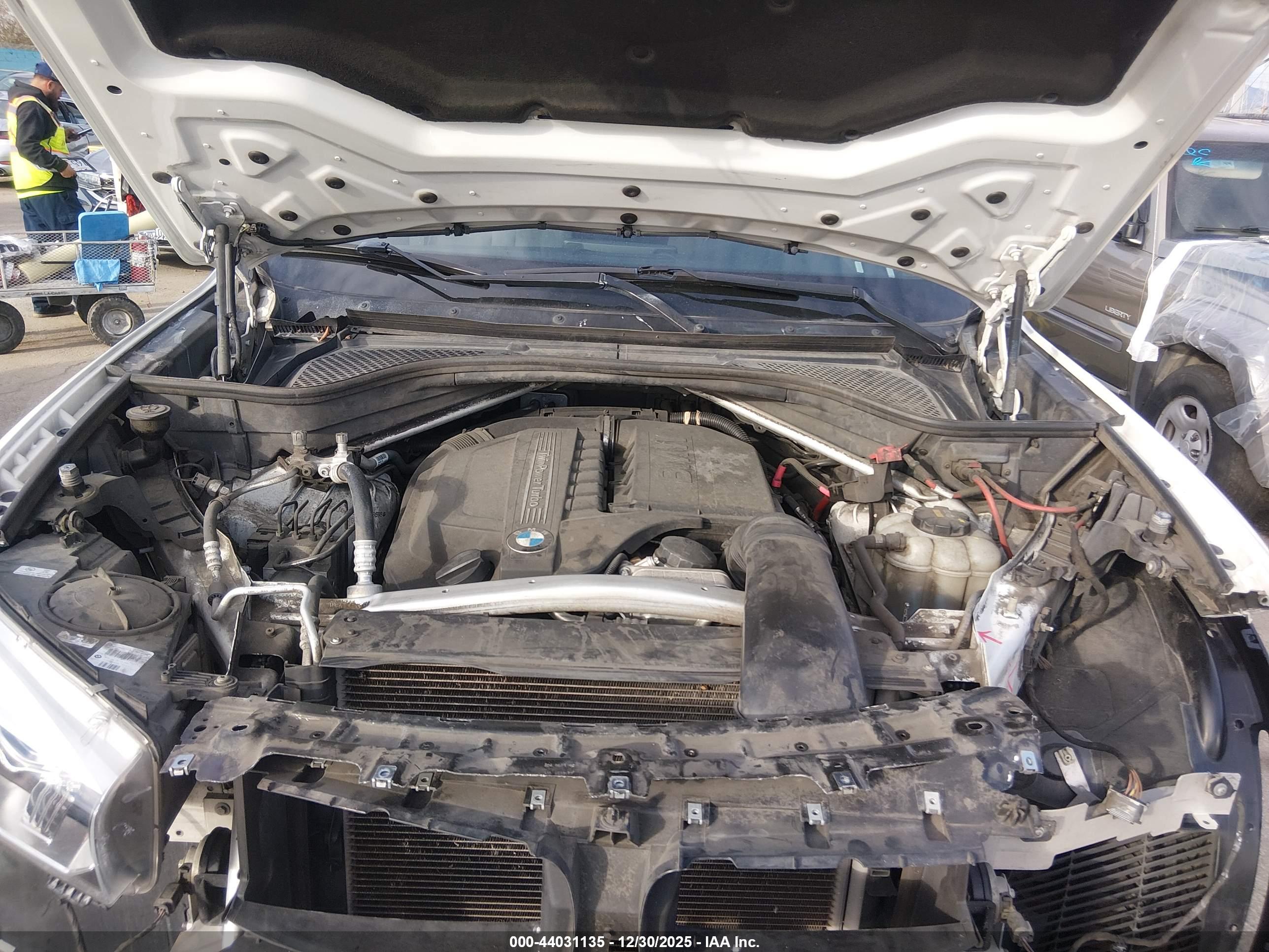 BMW X5 image 10