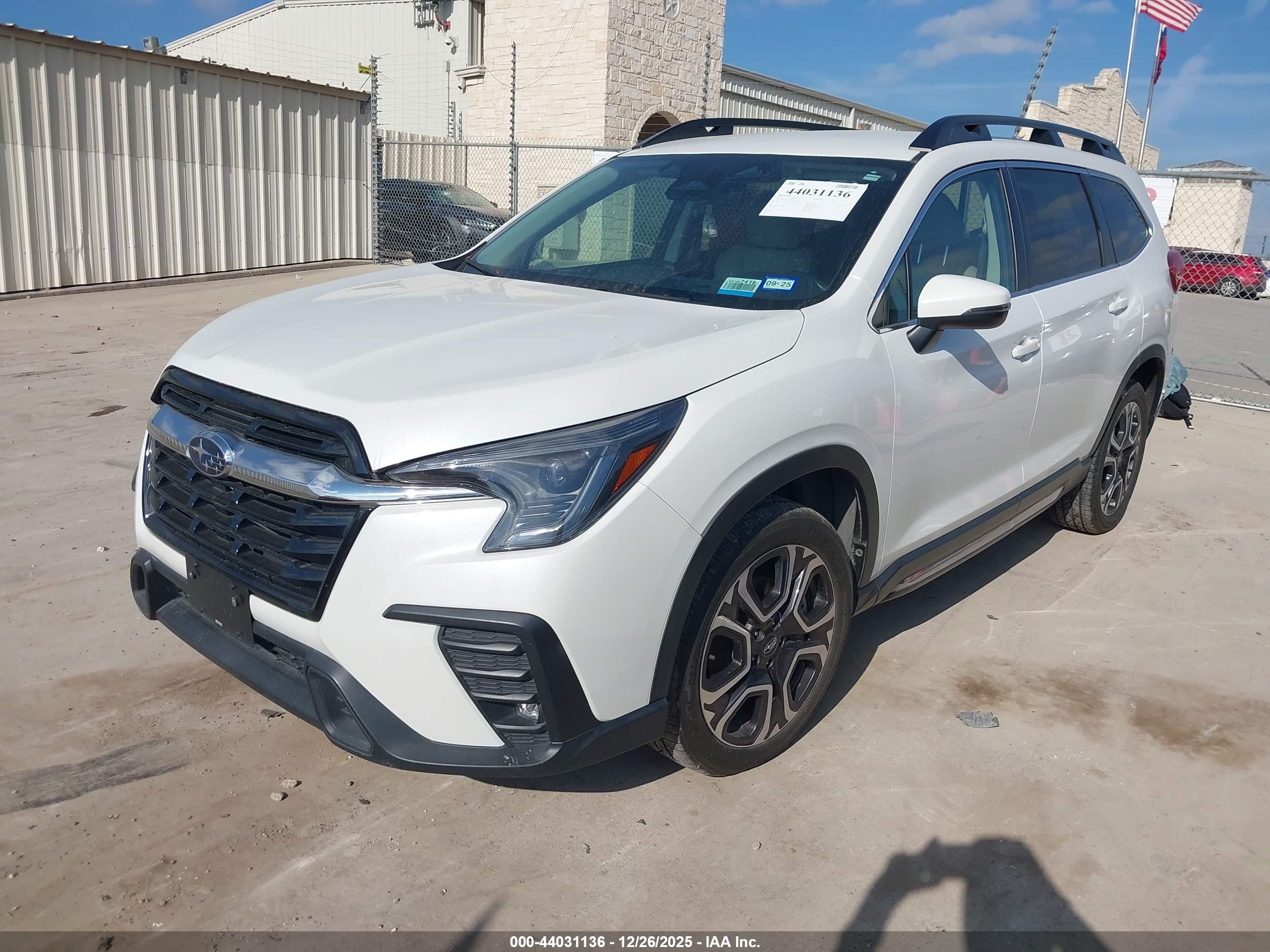 SUBARU ASCENT image 2