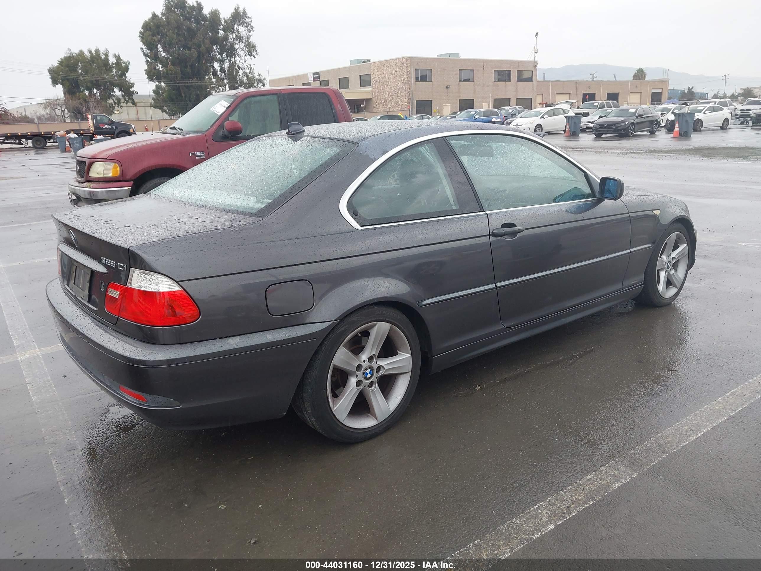 BMW 325CI image 4