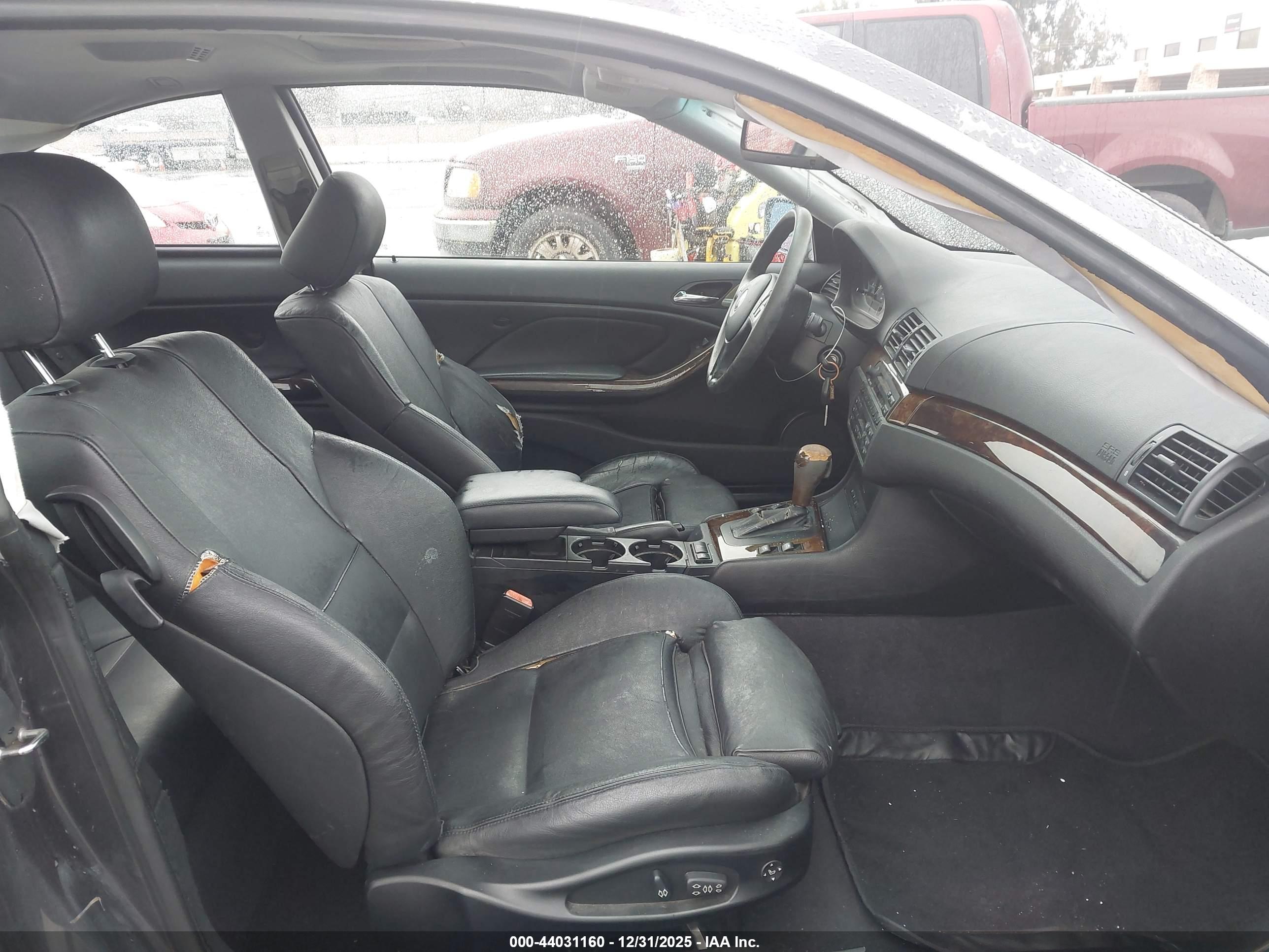 BMW 325CI image 5