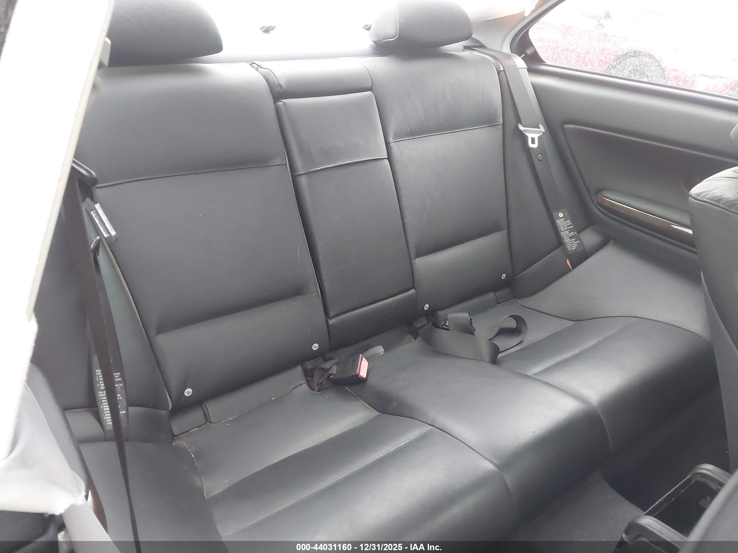 BMW 325CI image 8