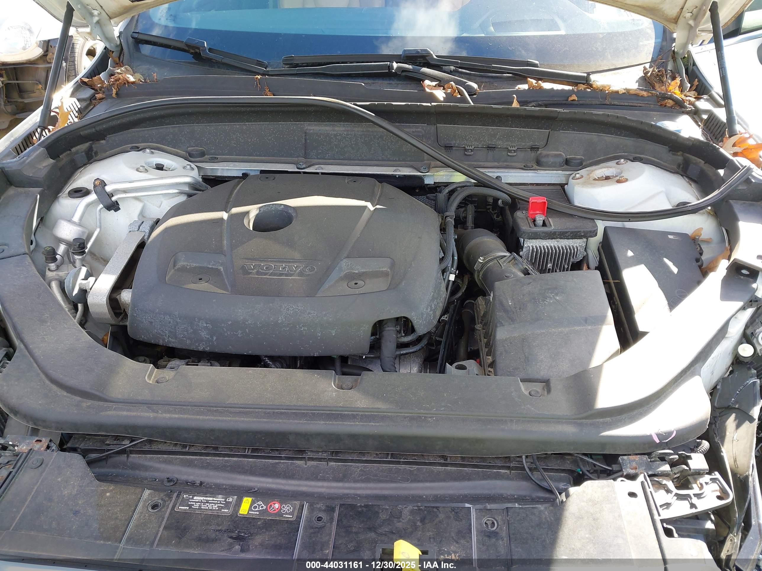 VOLVO XC60 image 10