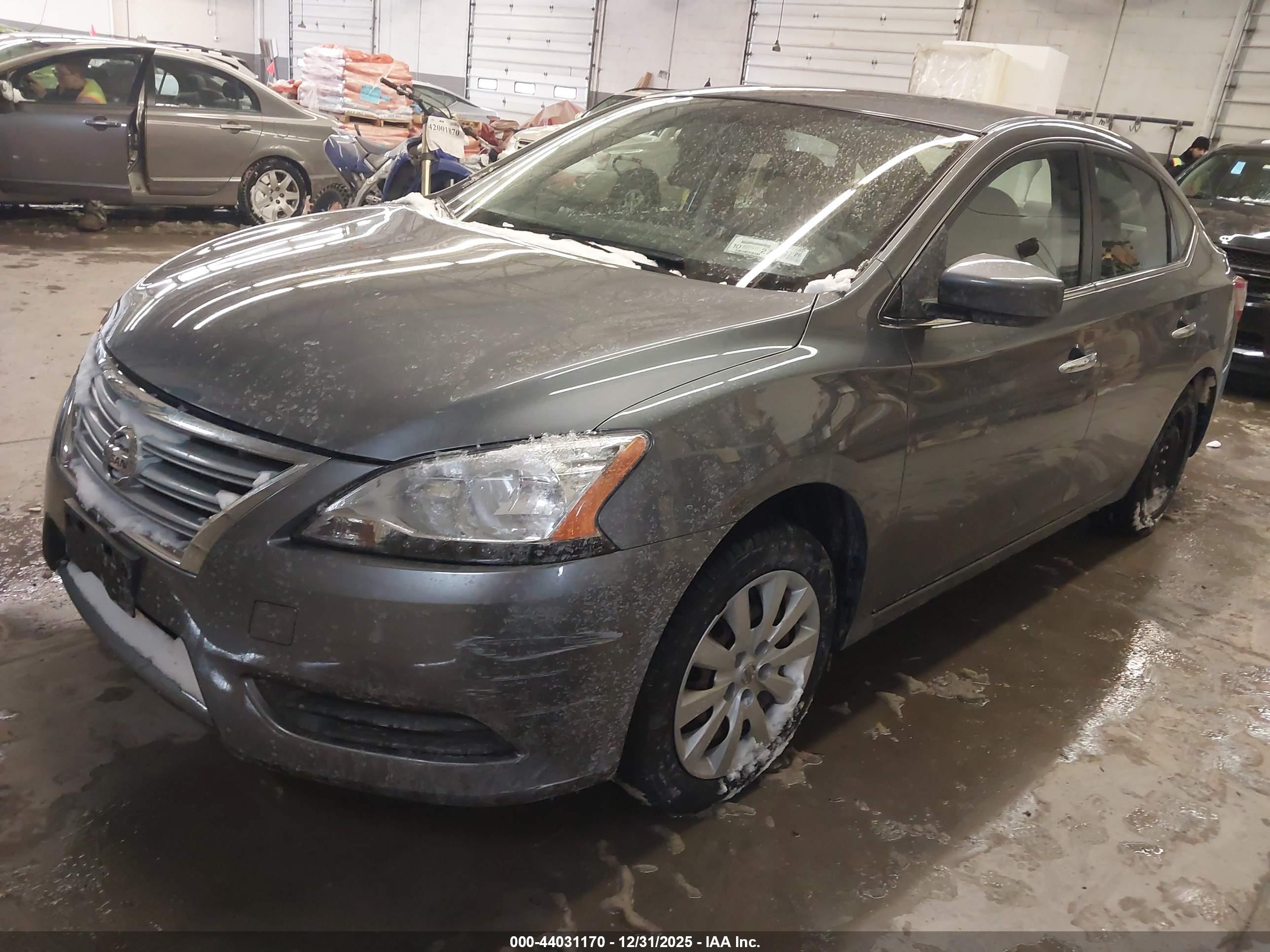 NISSAN SENTRA image 2