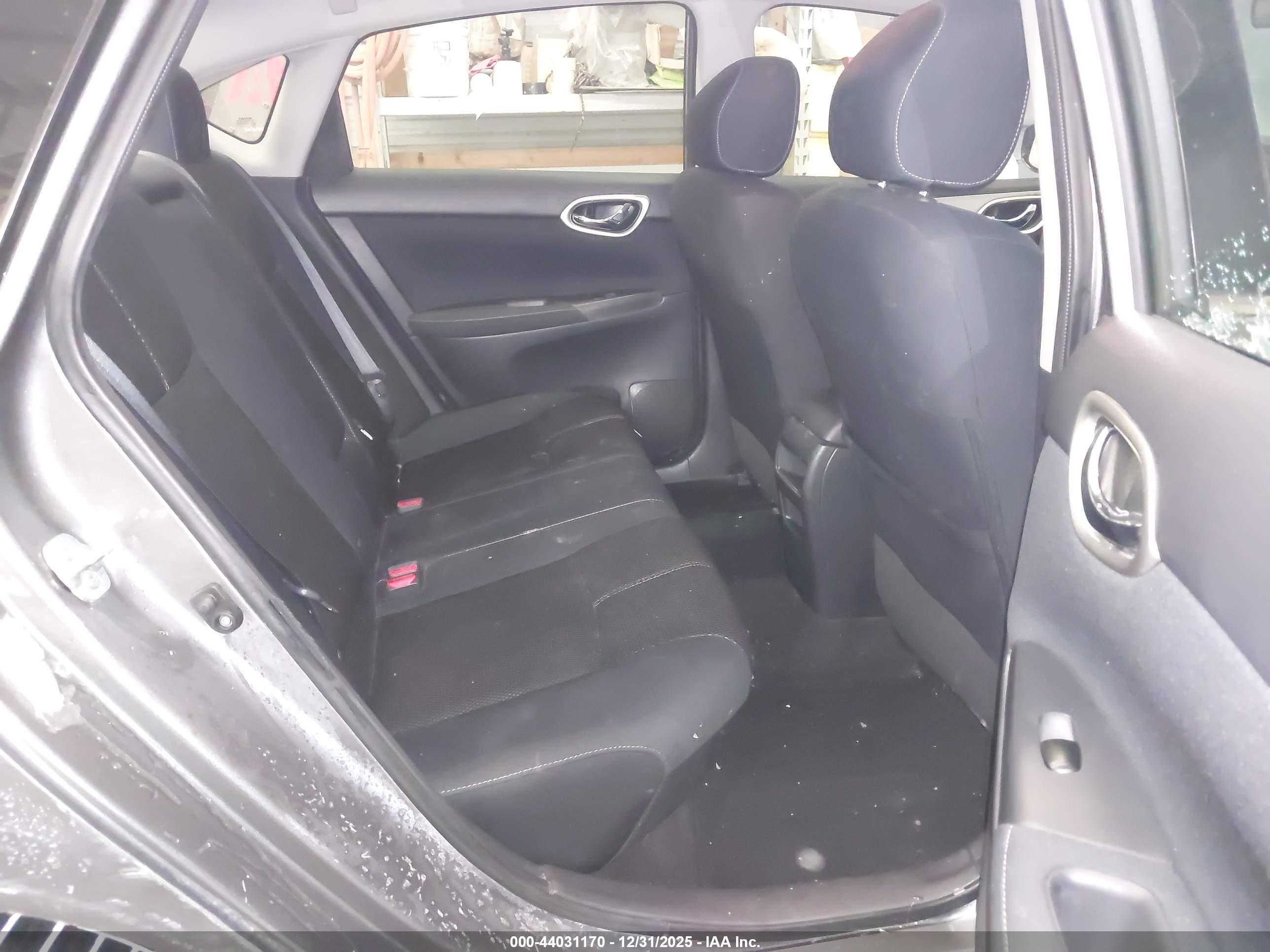 NISSAN SENTRA image 8