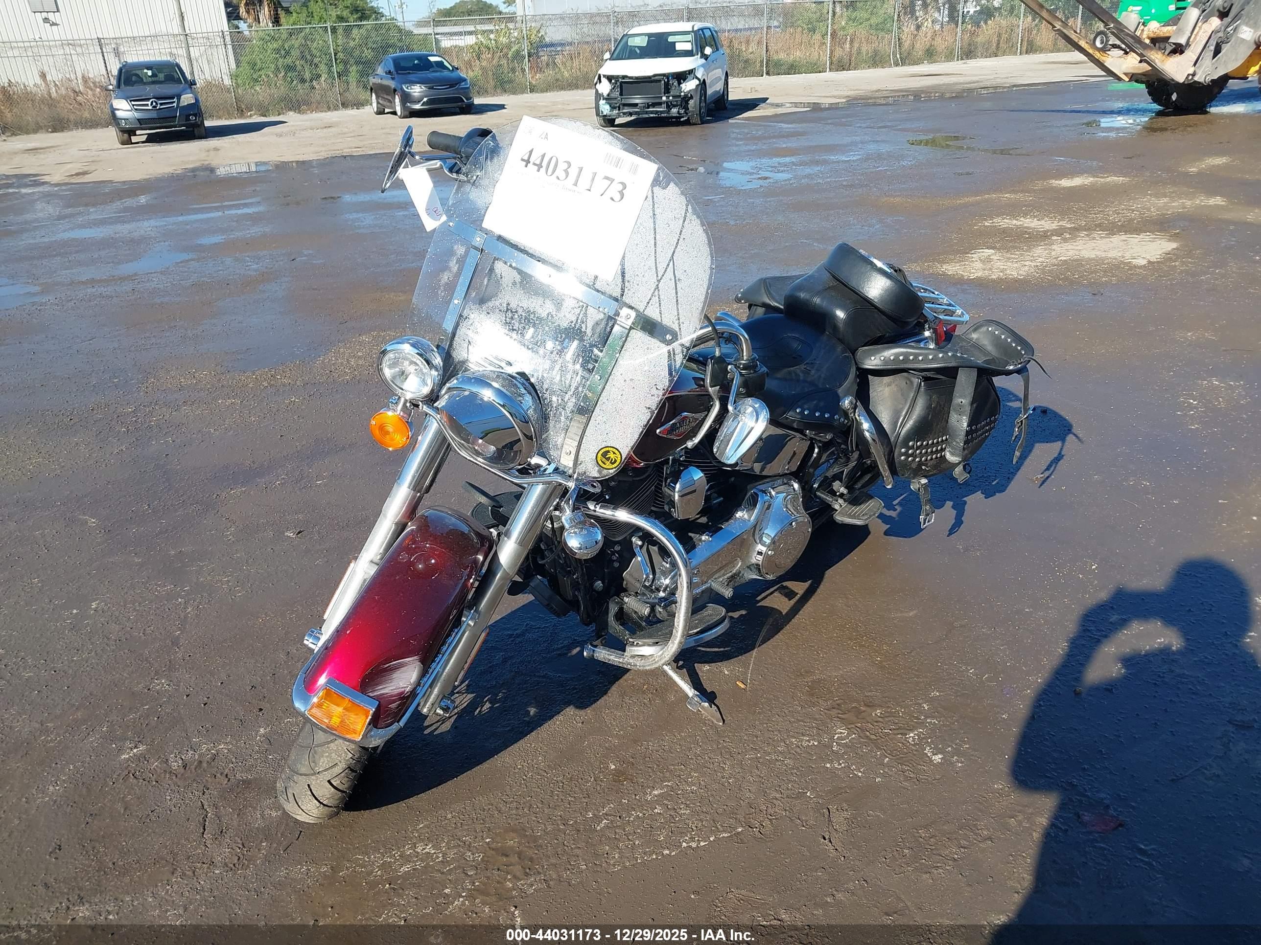 HARLEY-DAVIDSON FLSTC image 2