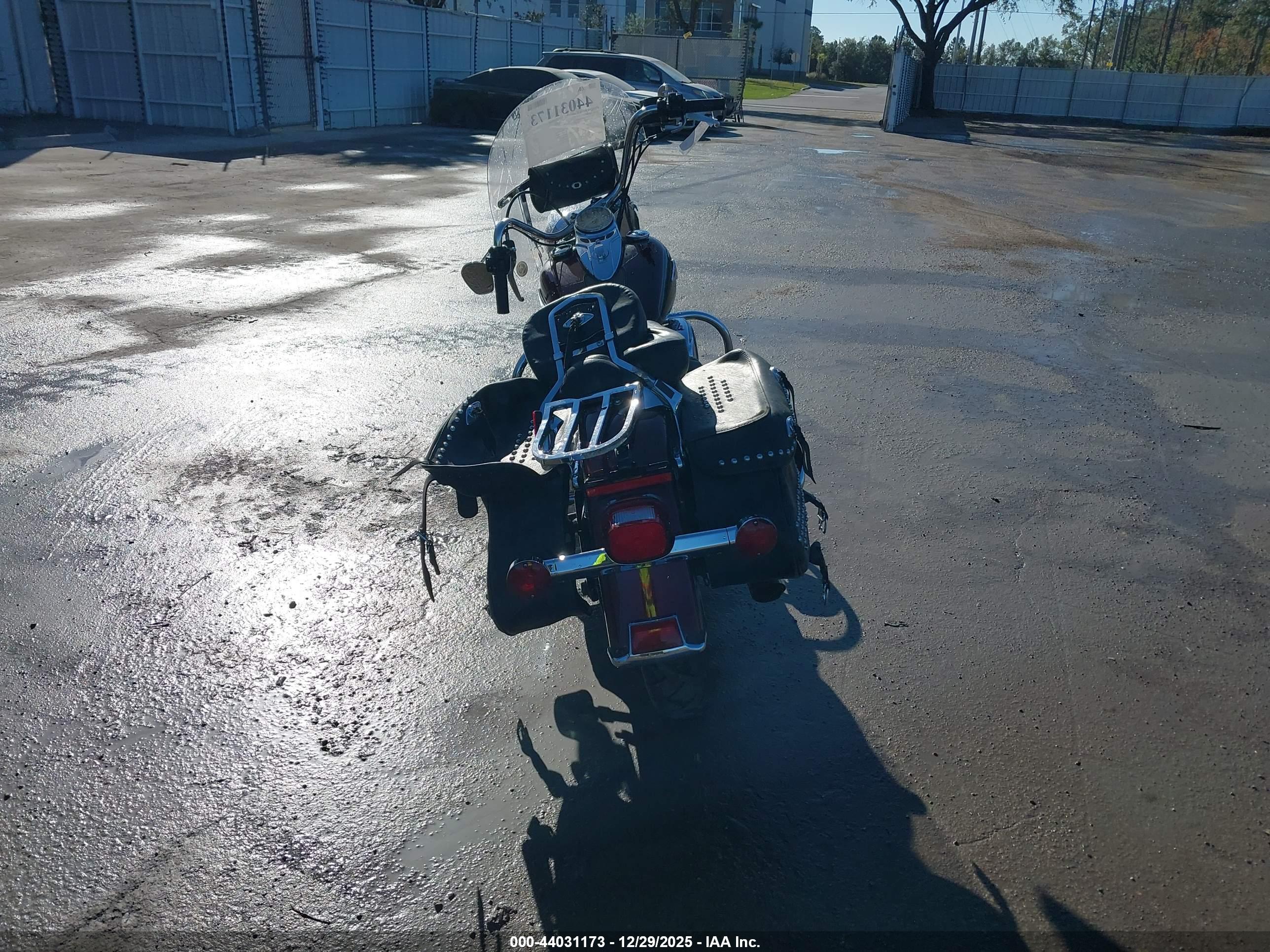 HARLEY-DAVIDSON FLSTC image 6