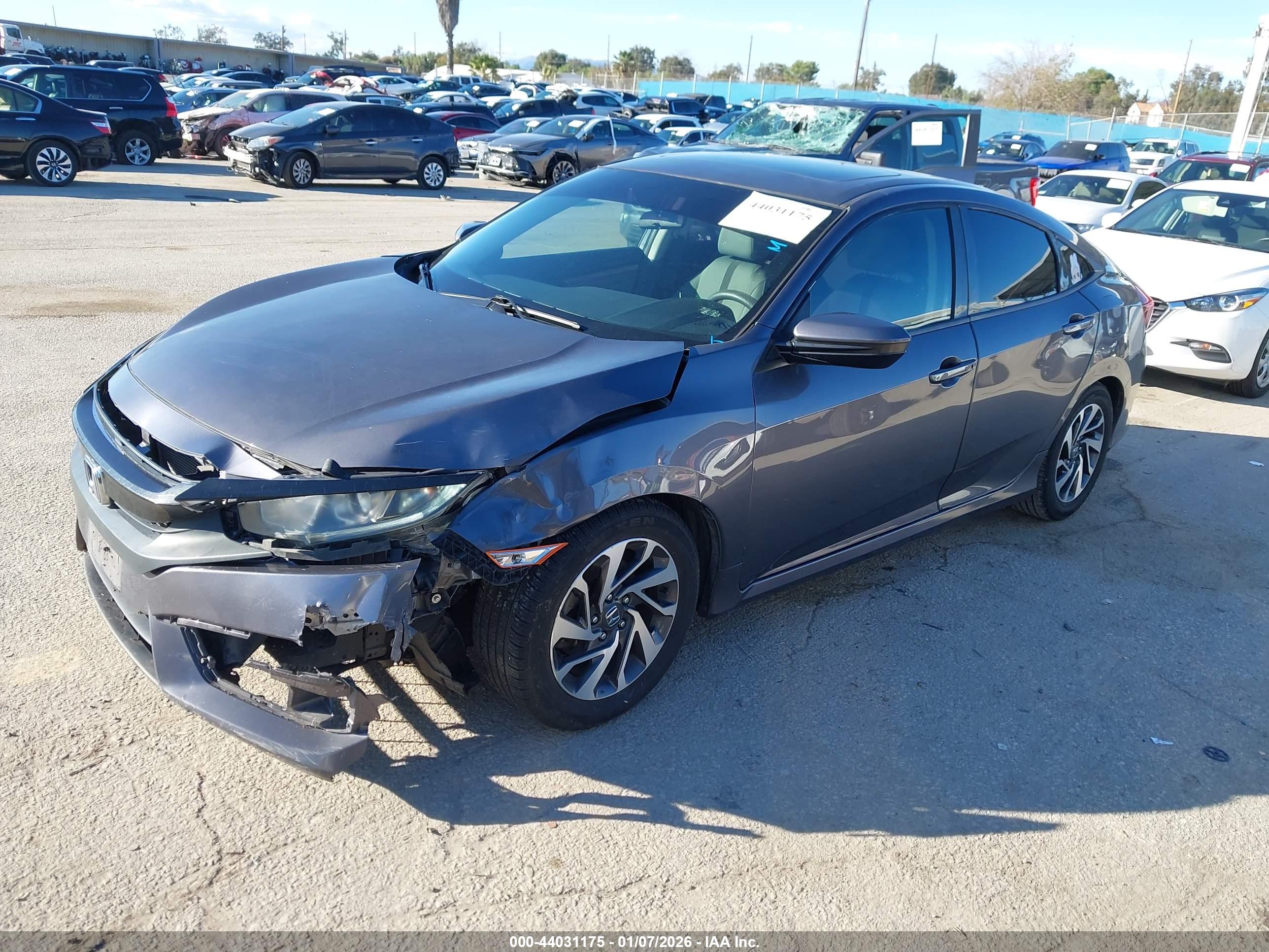 HONDA CIVIC image 2