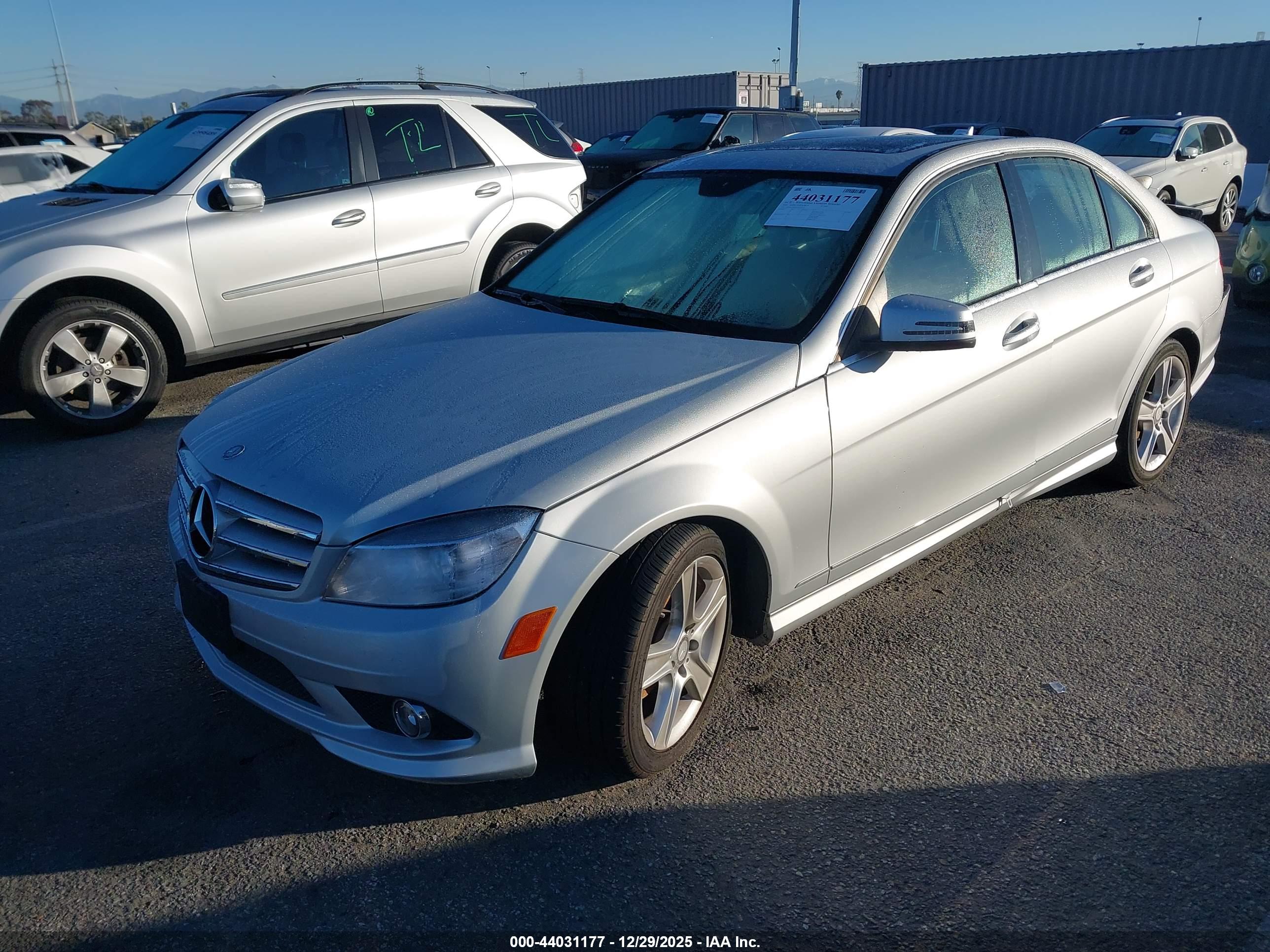 MERCEDES-BENZ C image 2