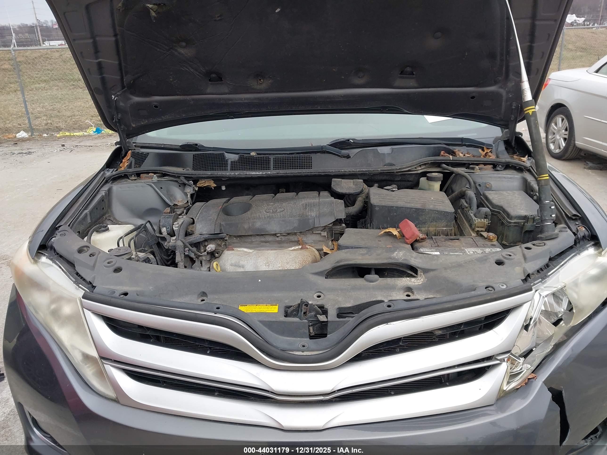 TOYOTA VENZA image 10