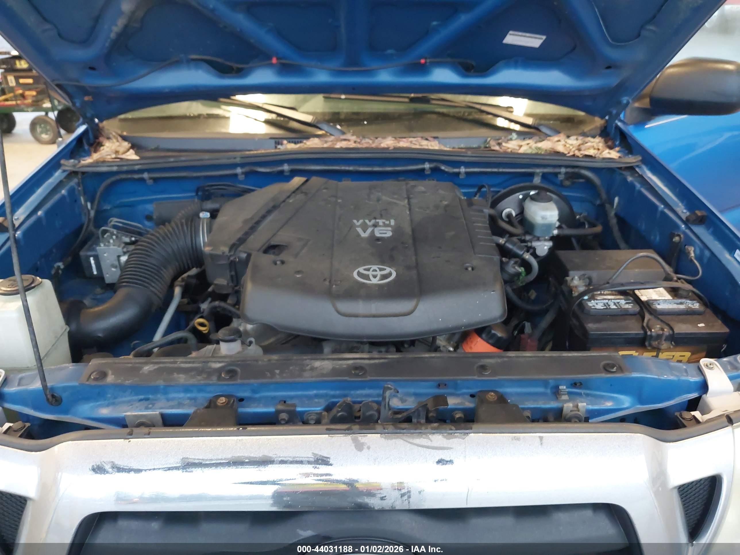 TOYOTA TACOMA image 10