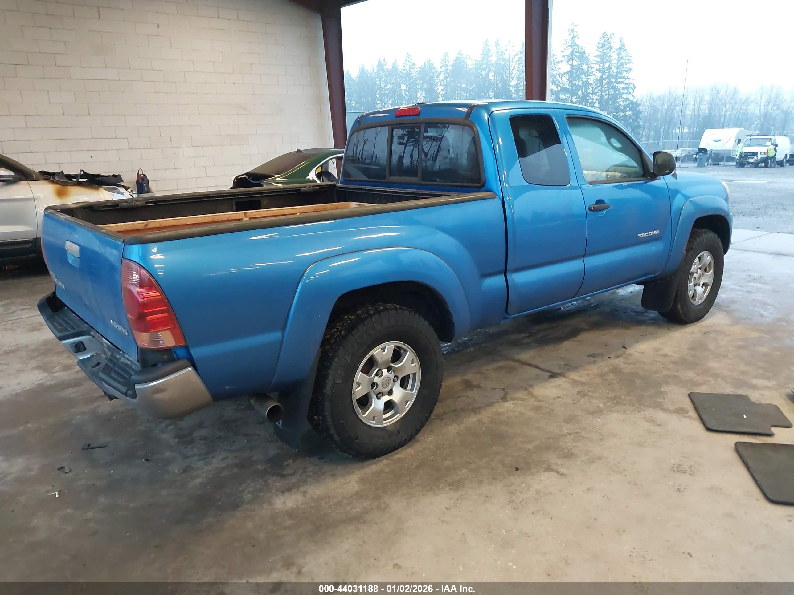 TOYOTA TACOMA image 4