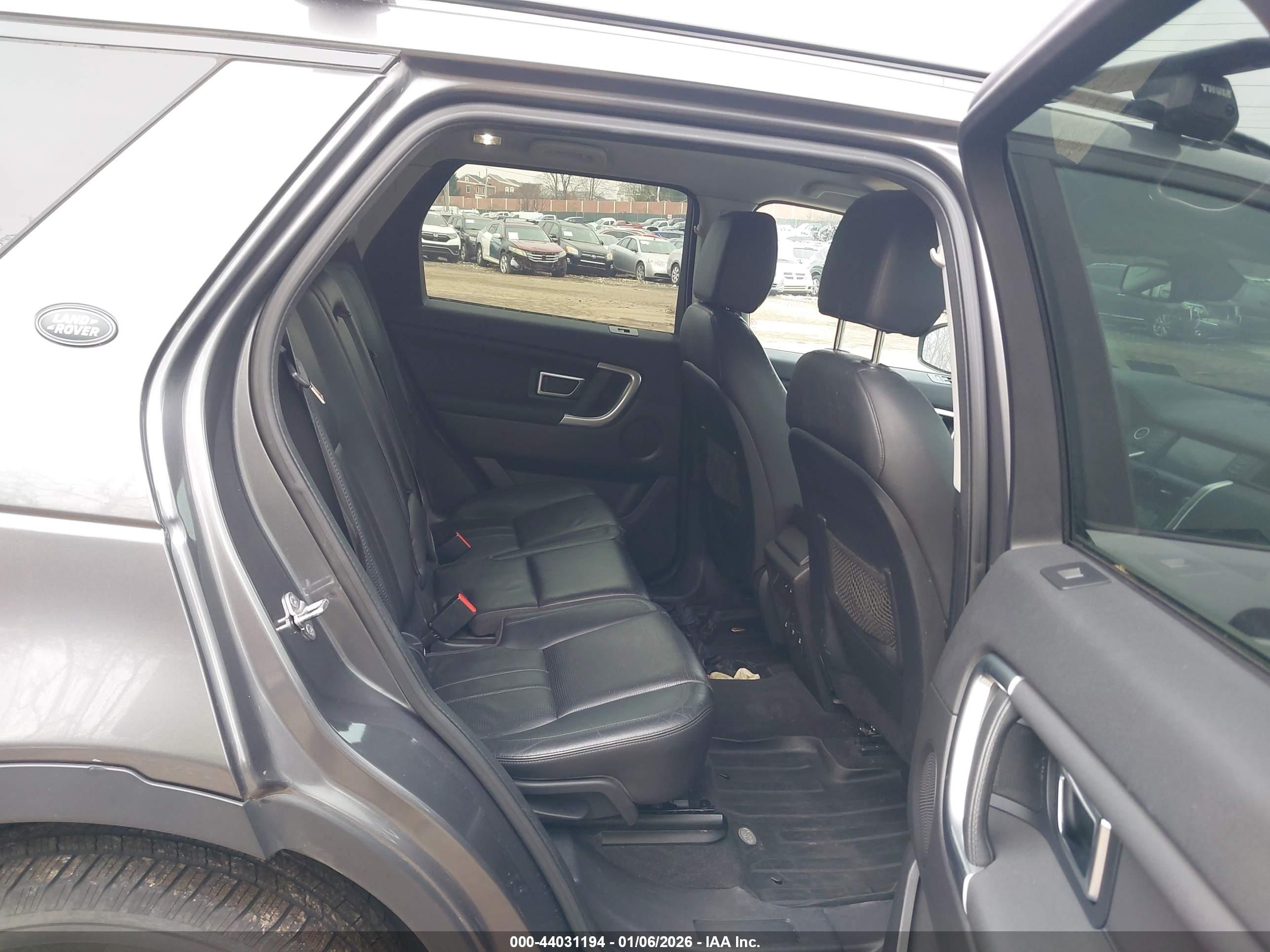 LAND ROVER image 8