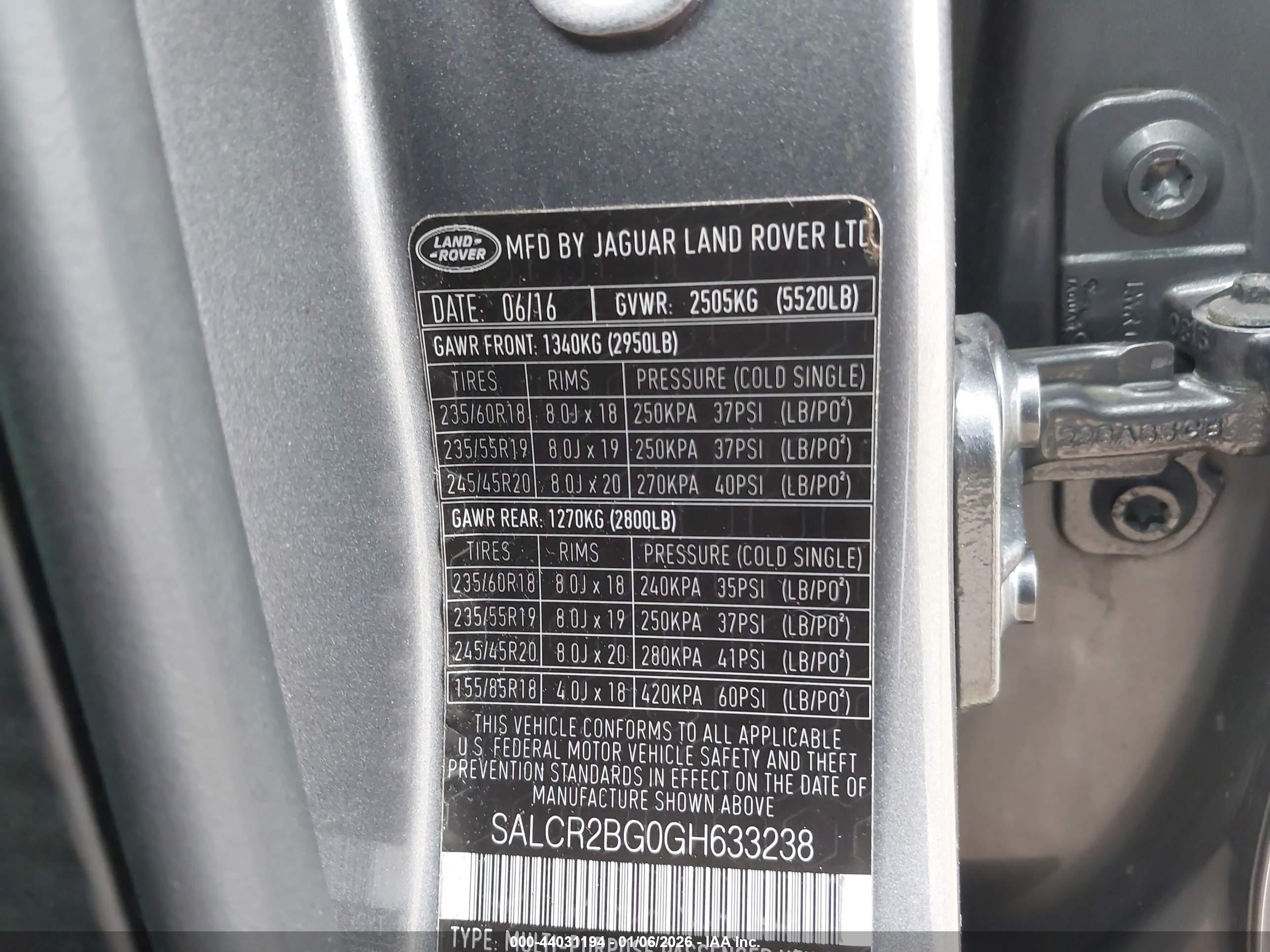 LAND ROVER image 9