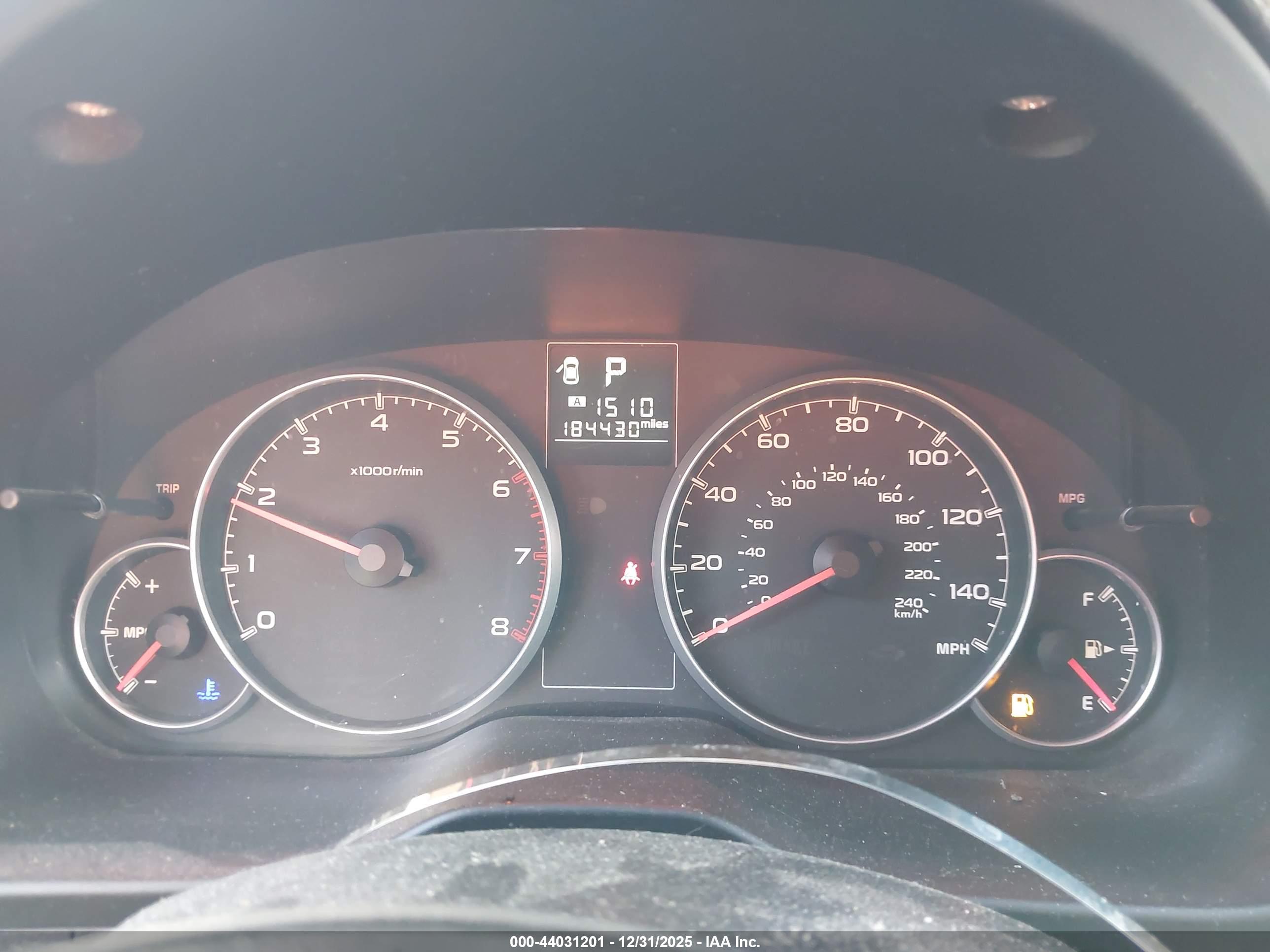SUBARU OUTBACK image 7