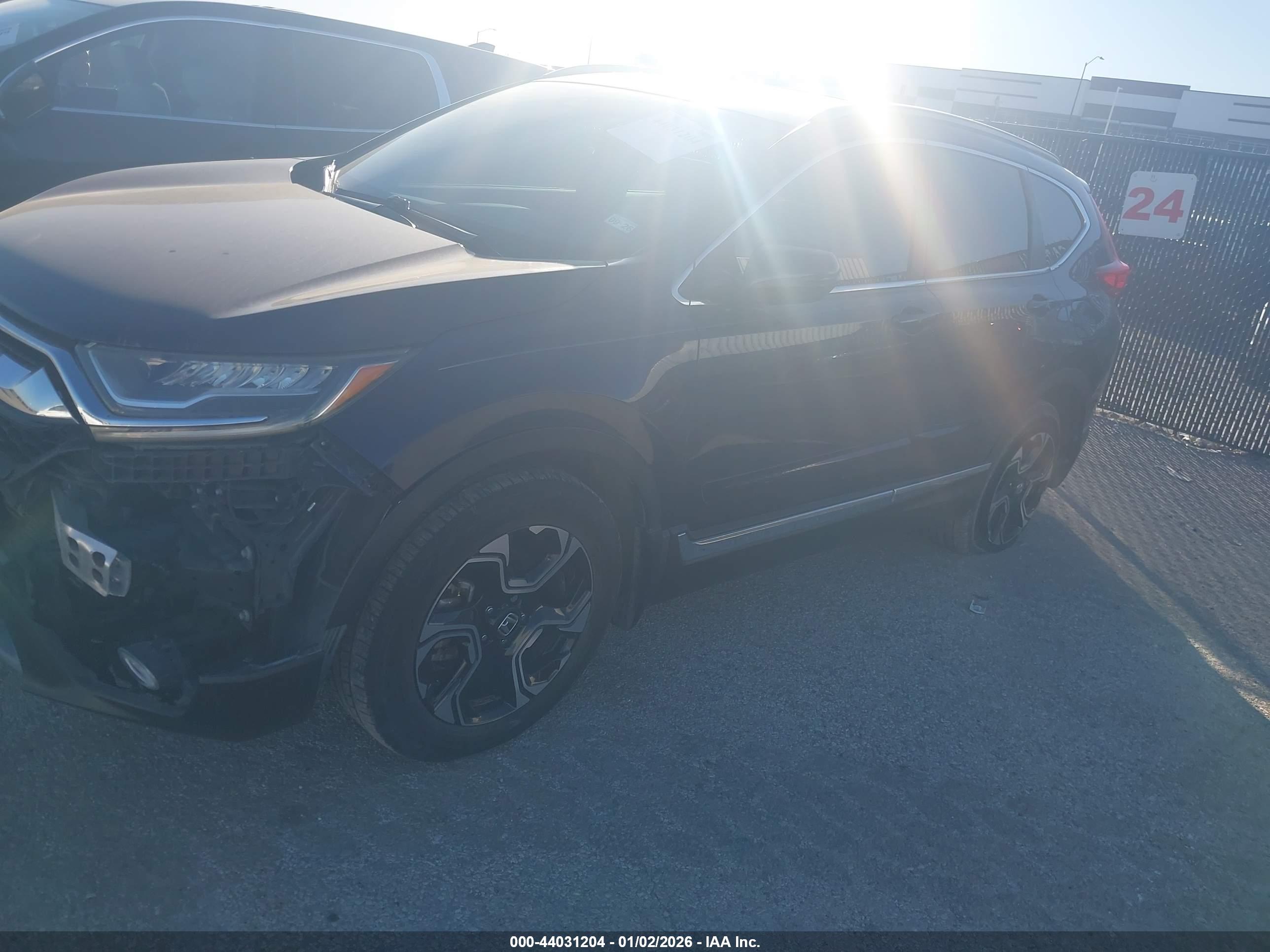 HONDA CR-V image 2