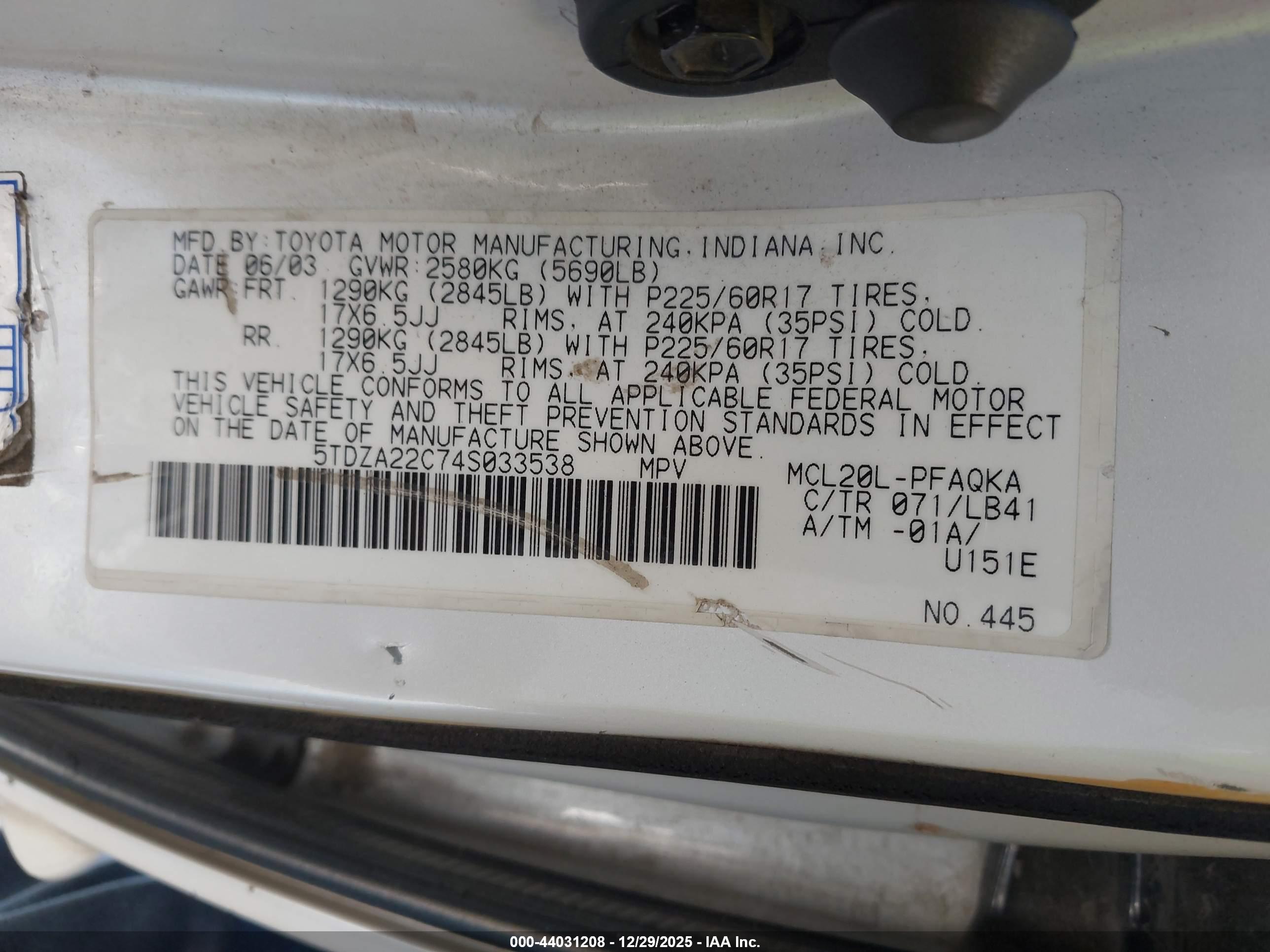 TOYOTA SIENNA image 9
