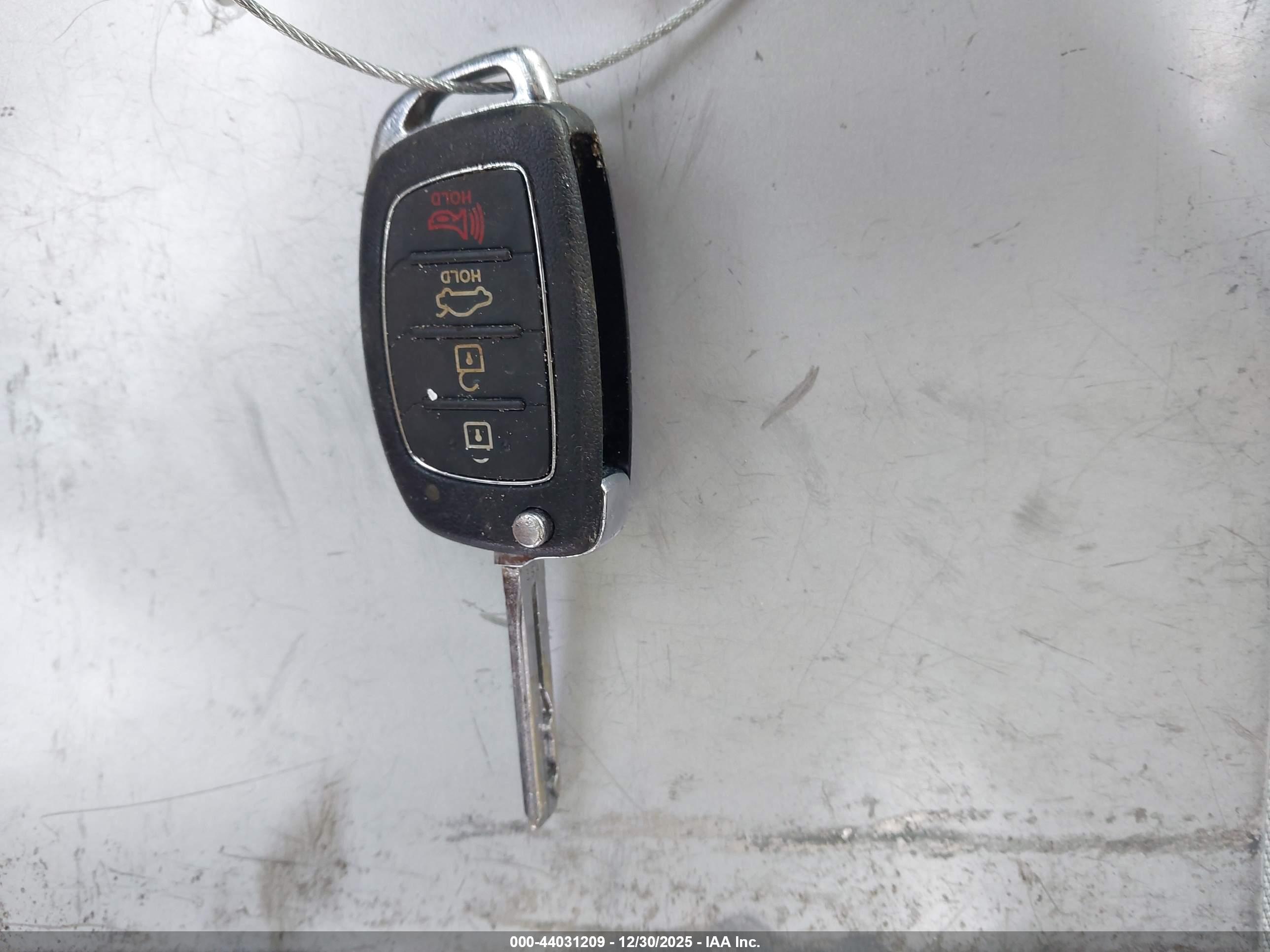 HYUNDAI SONATA image 11