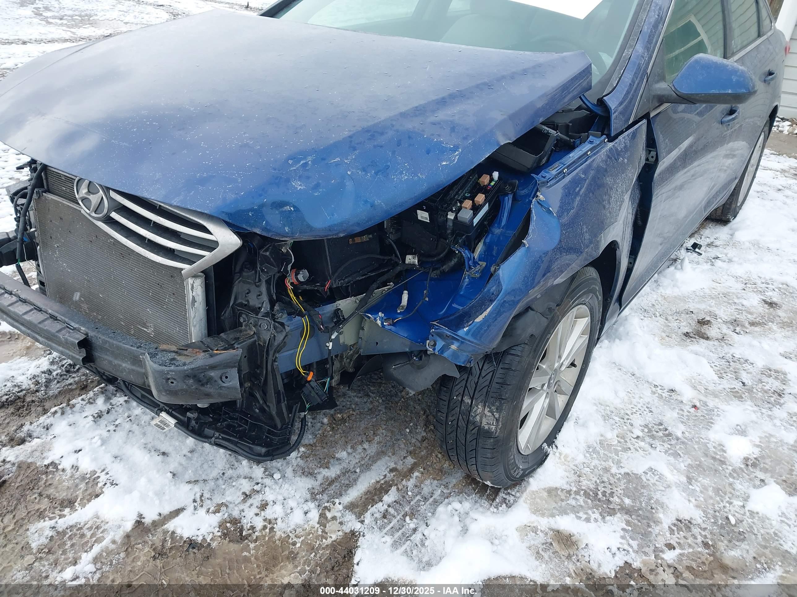 HYUNDAI SONATA image 6