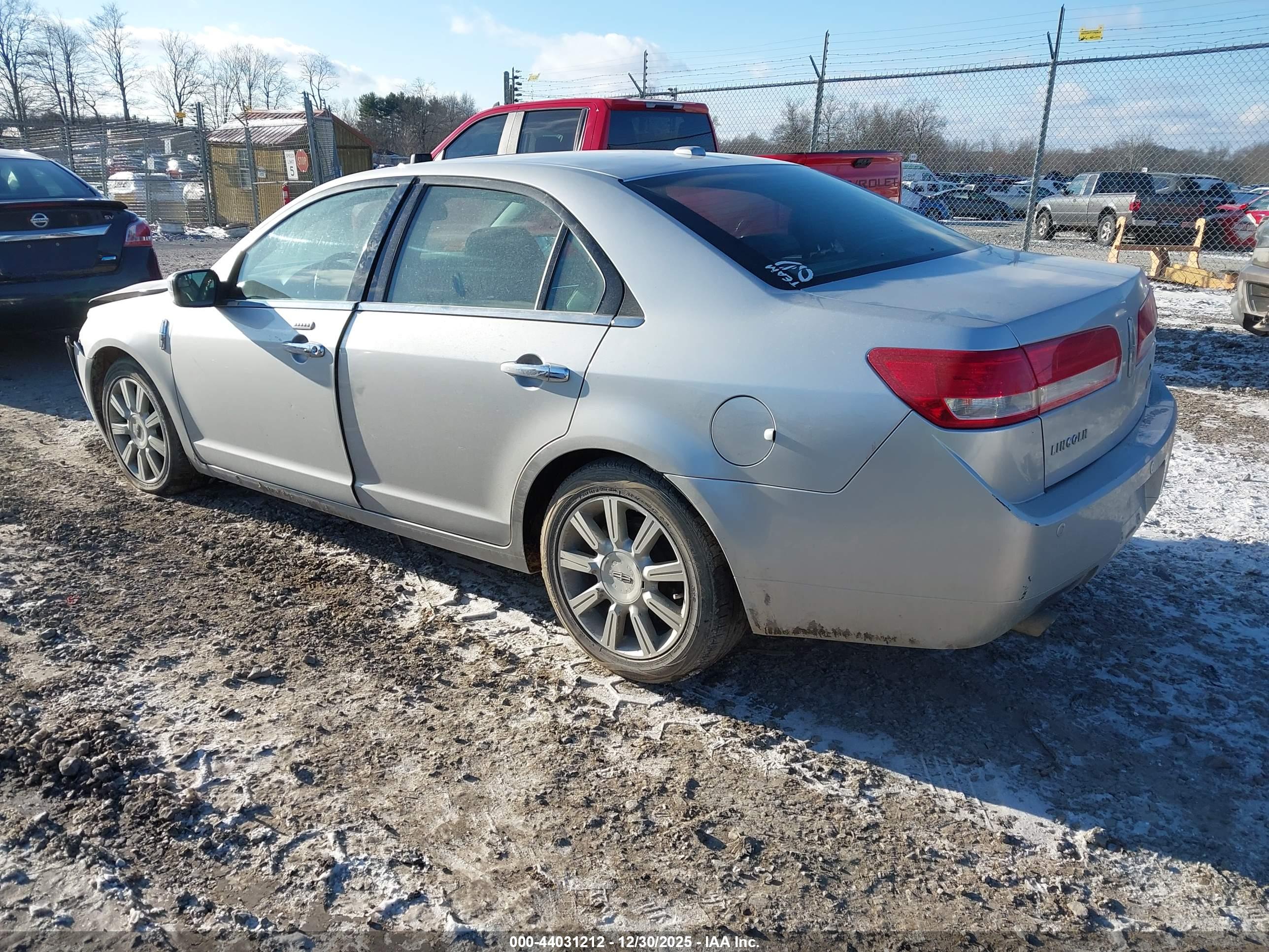 LINCOLN MKZ image 3