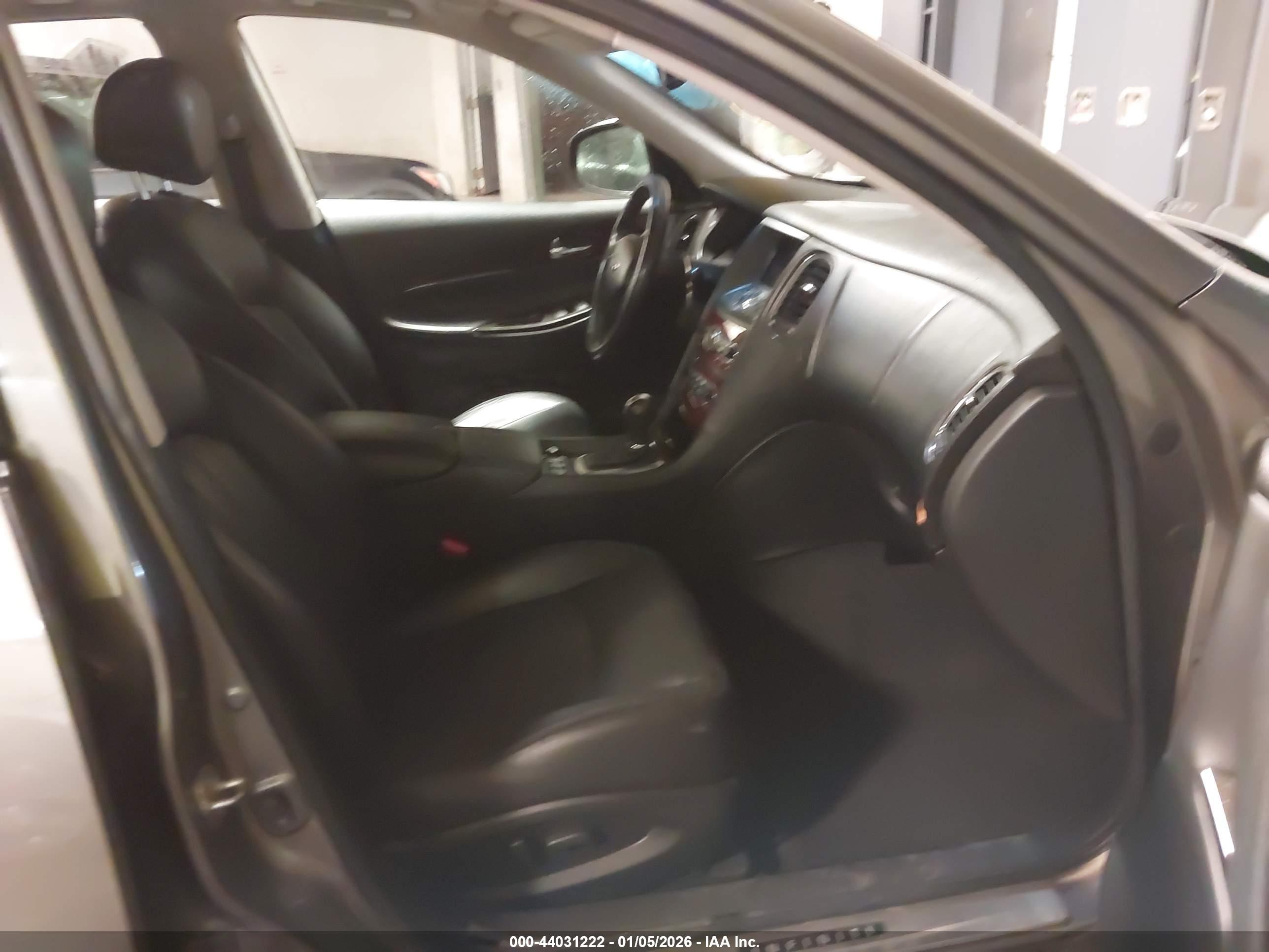 INFINITI EX35 image 5