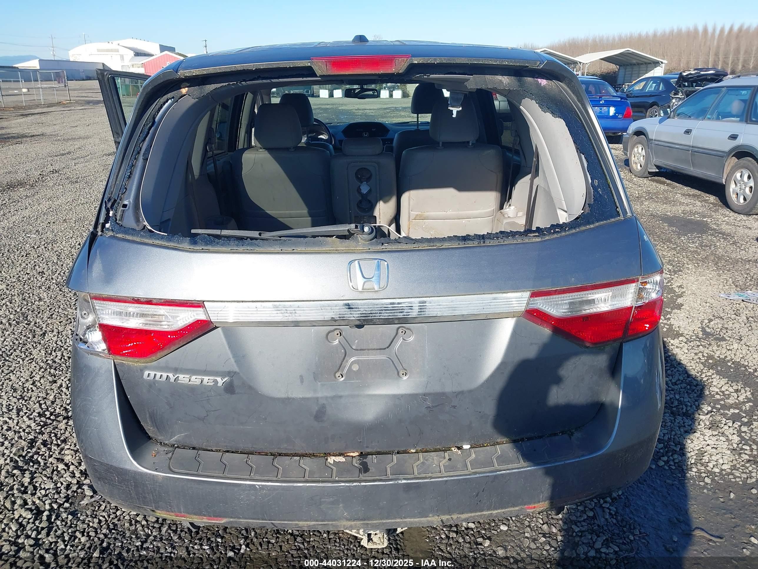 HONDA ODYSSEY image 6