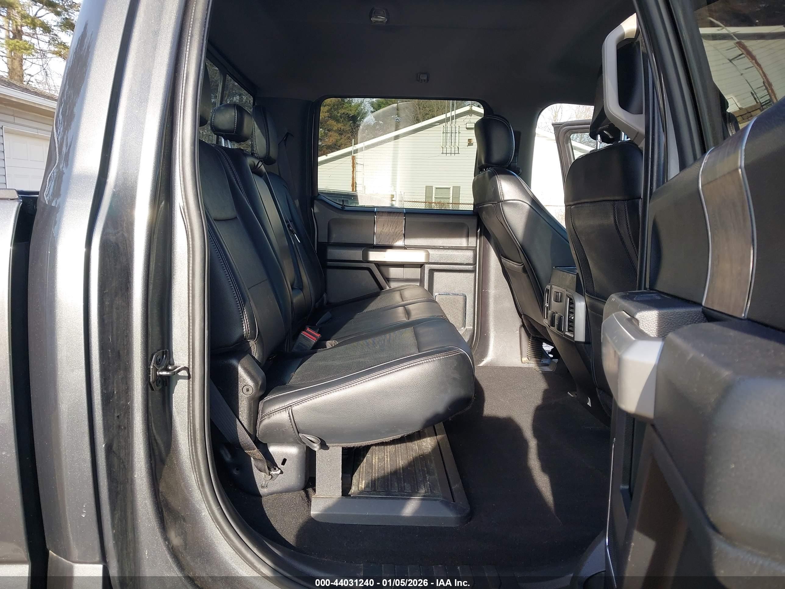 FORD F-350 image 7
