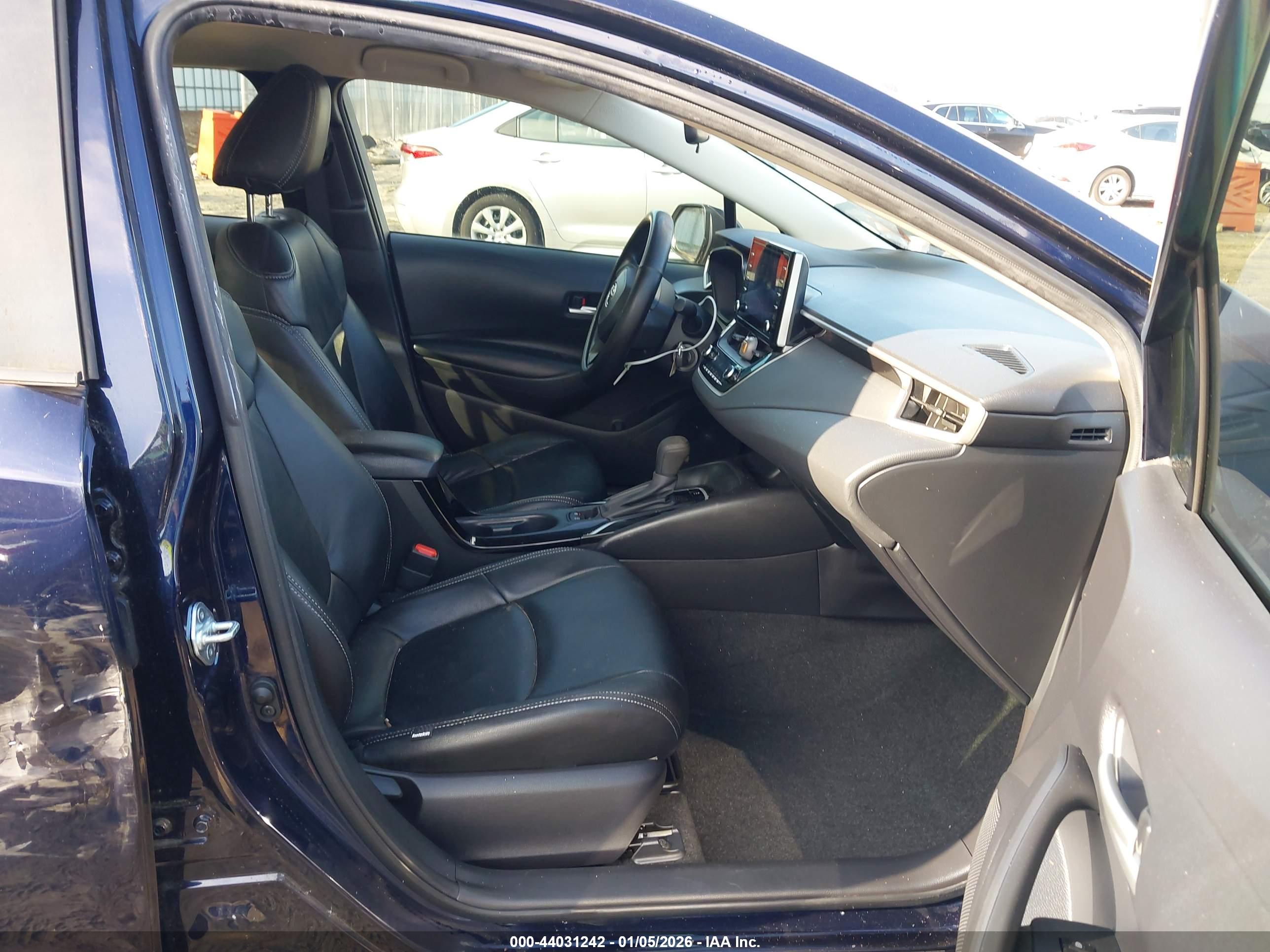 TOYOTA COROLLA image 5