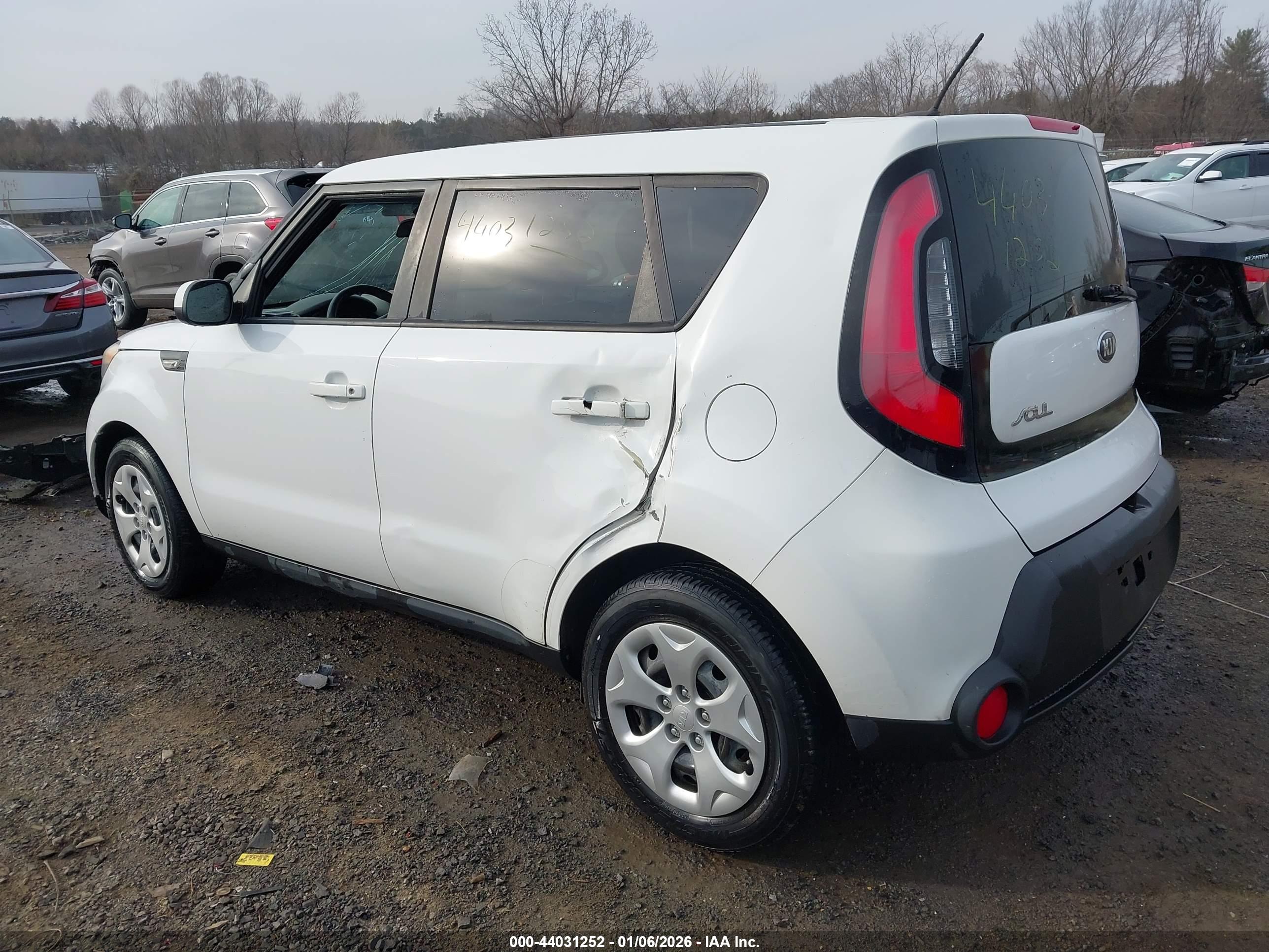 KIA SOUL image 3