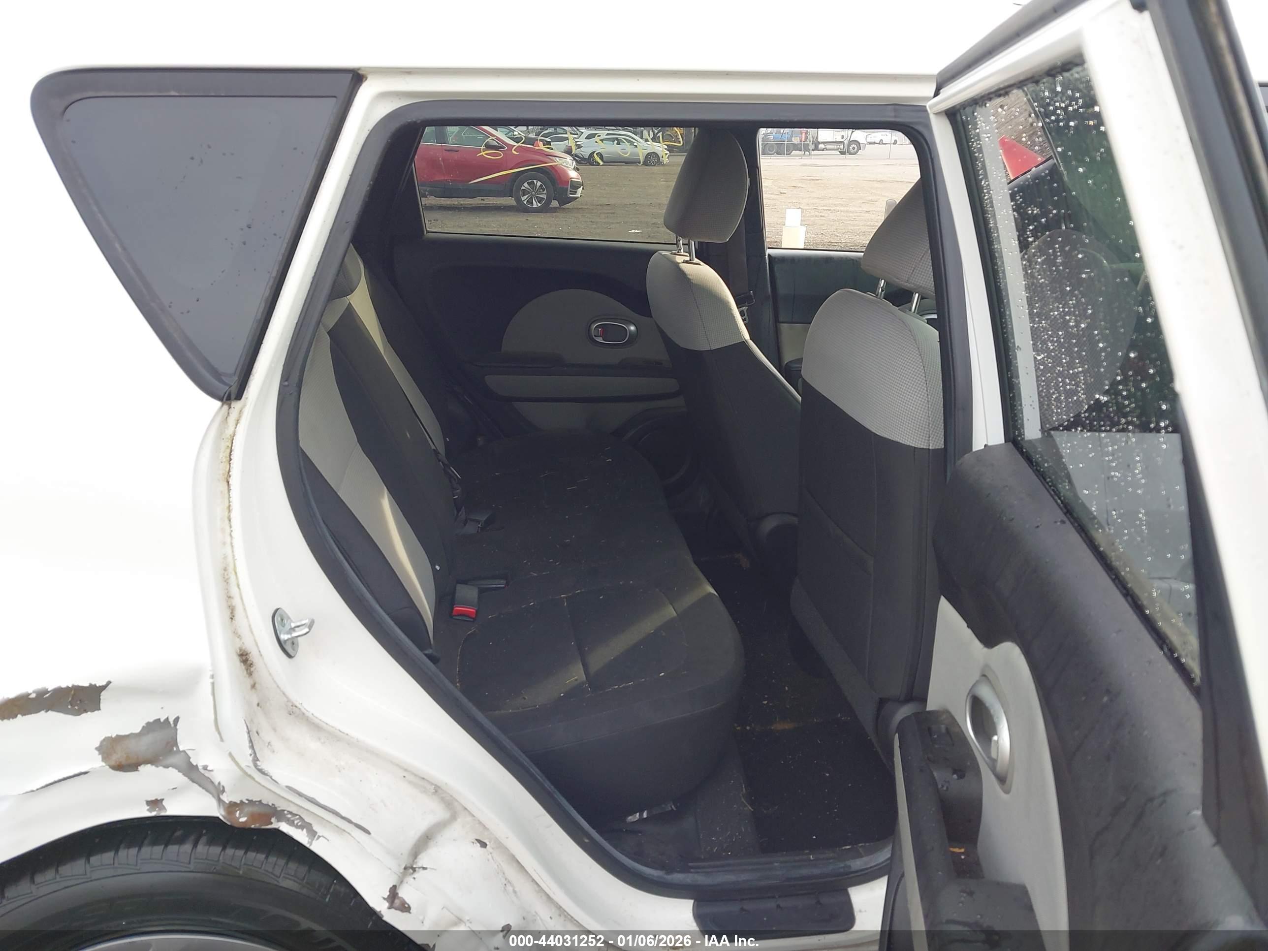 KIA SOUL image 8