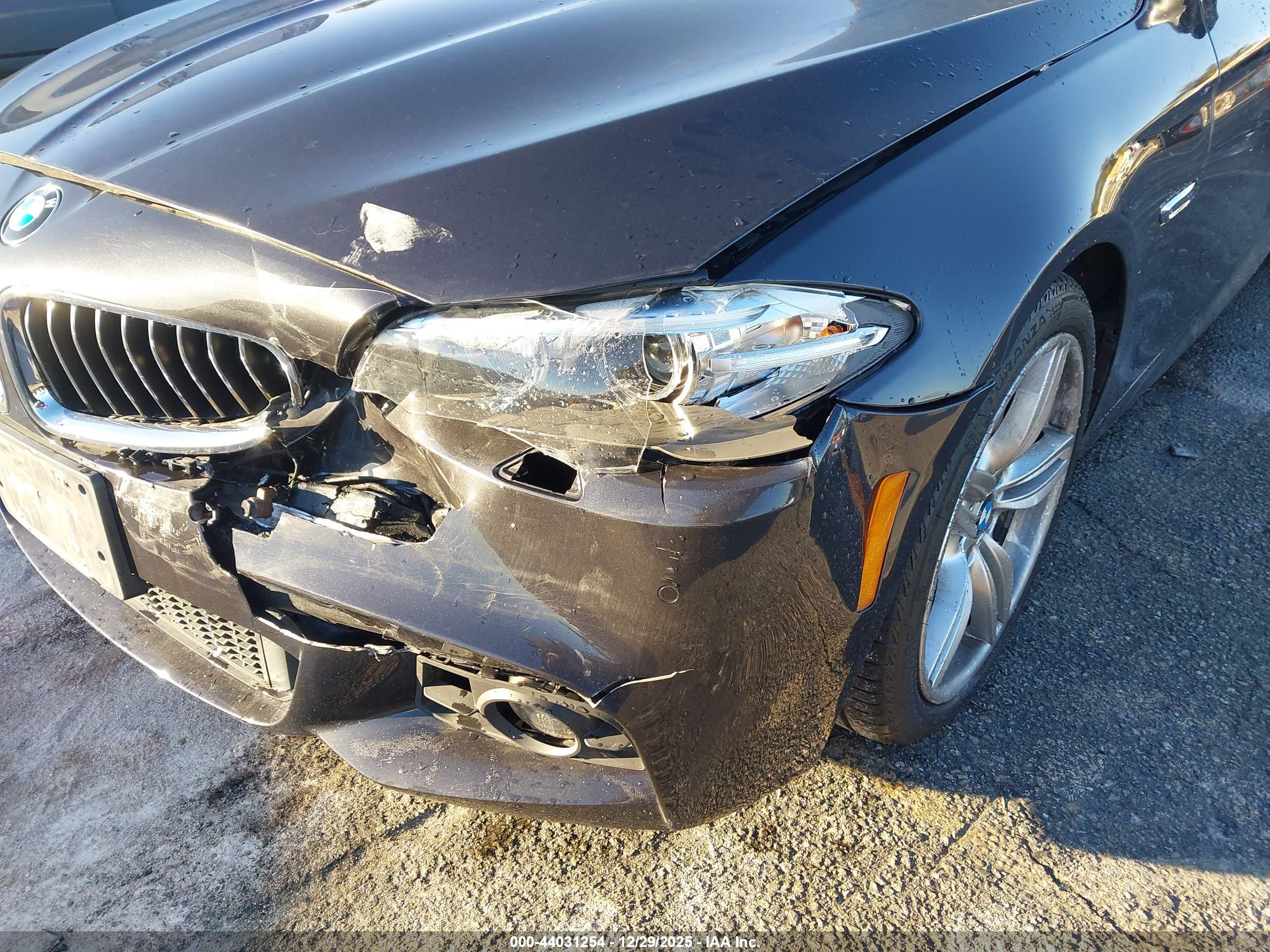 BMW 535I image 6