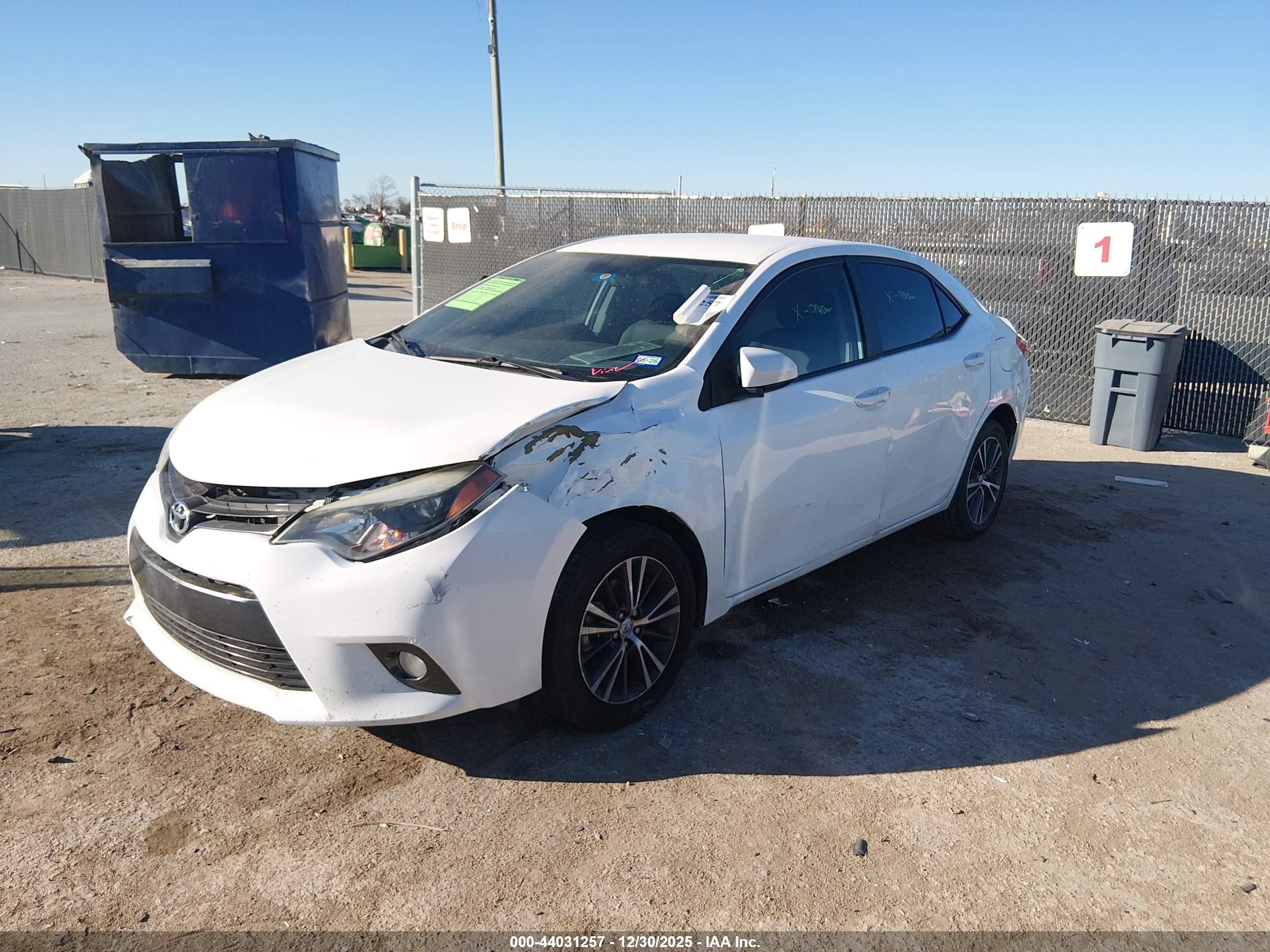 TOYOTA COROLLA image 2