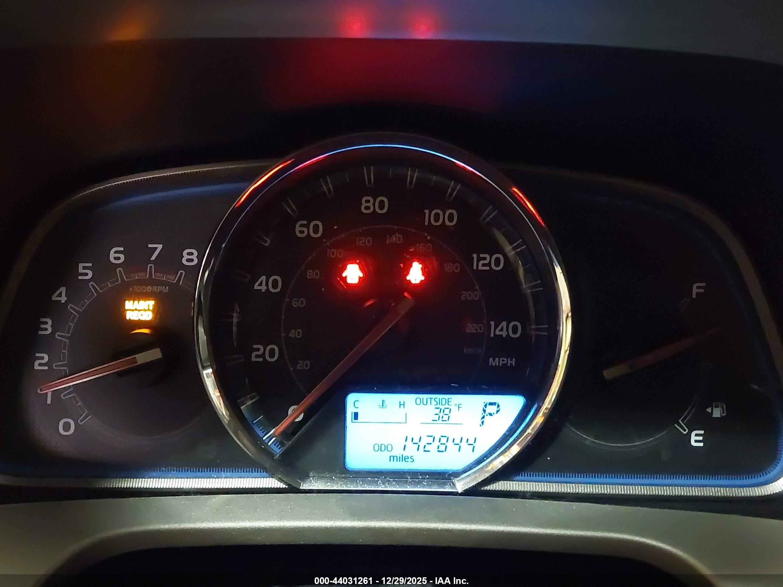 TOYOTA RAV4 image 7