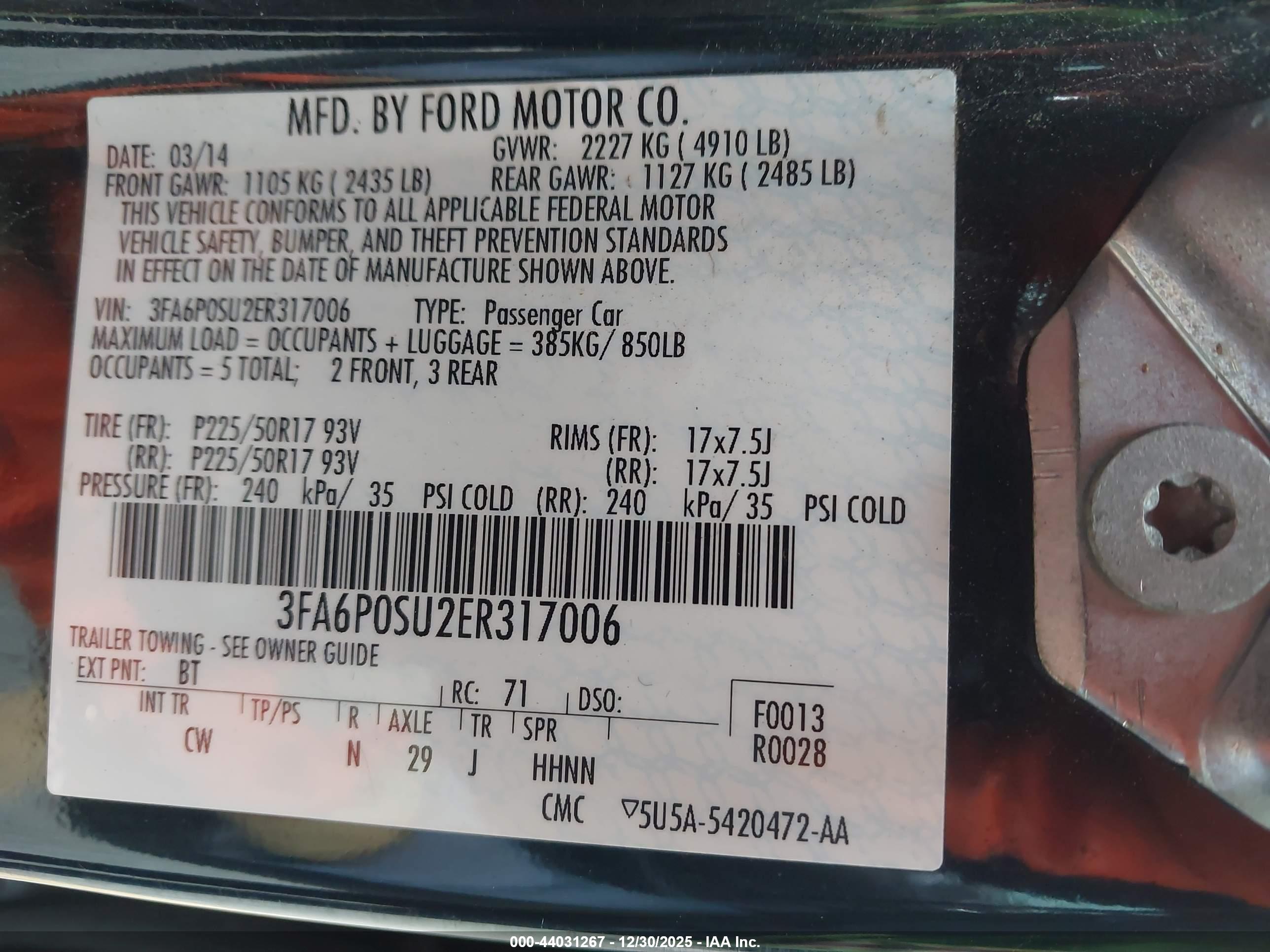 FORD FUSION image 9
