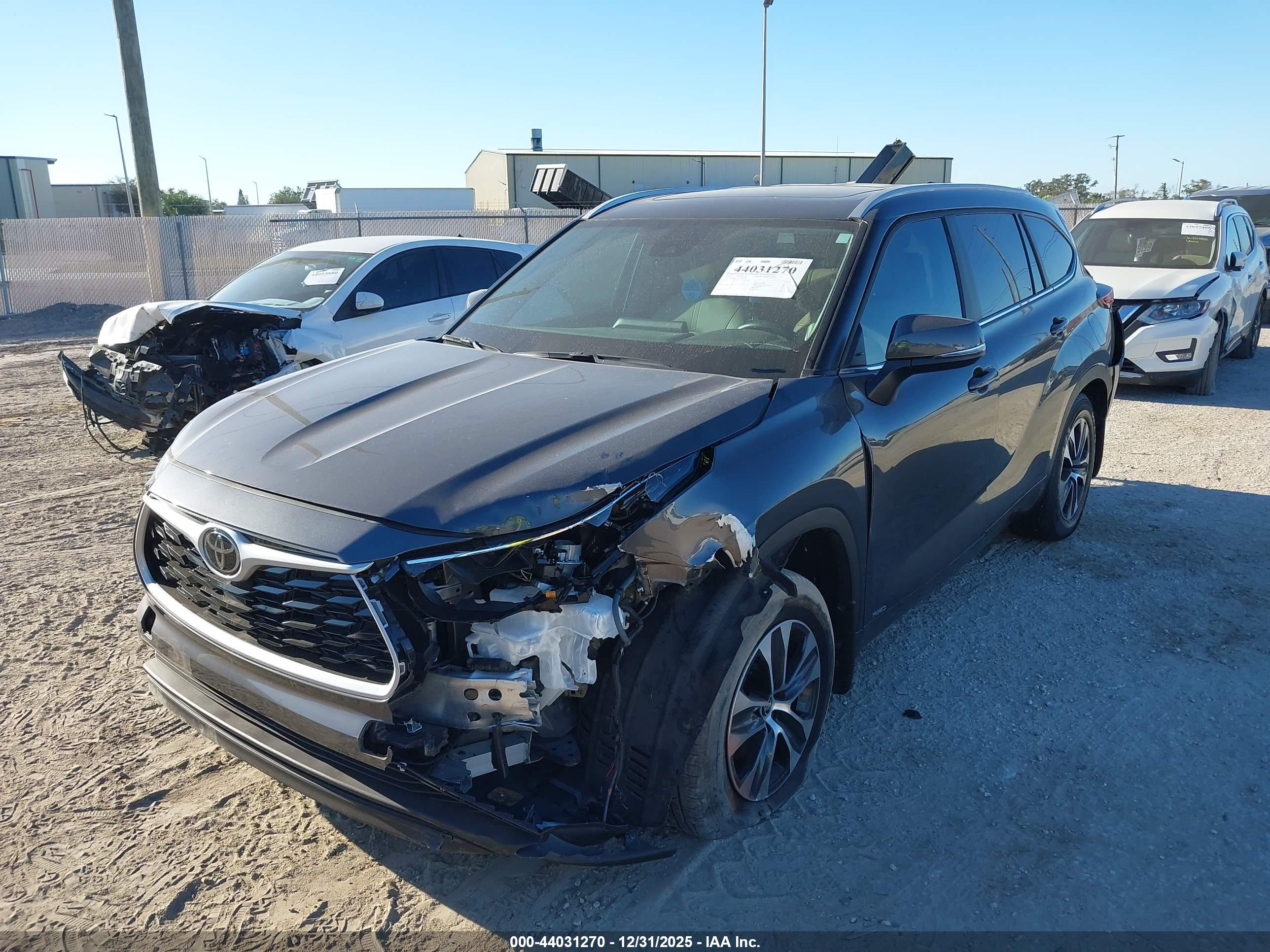 TOYOTA HIGHLANDER image 6