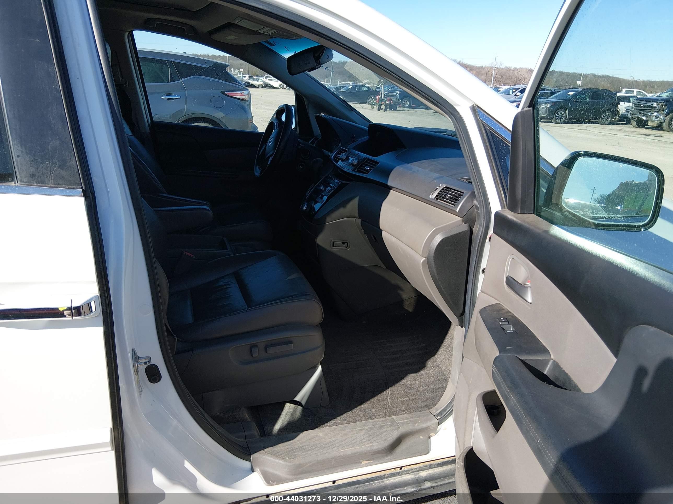 HONDA ODYSSEY image 5