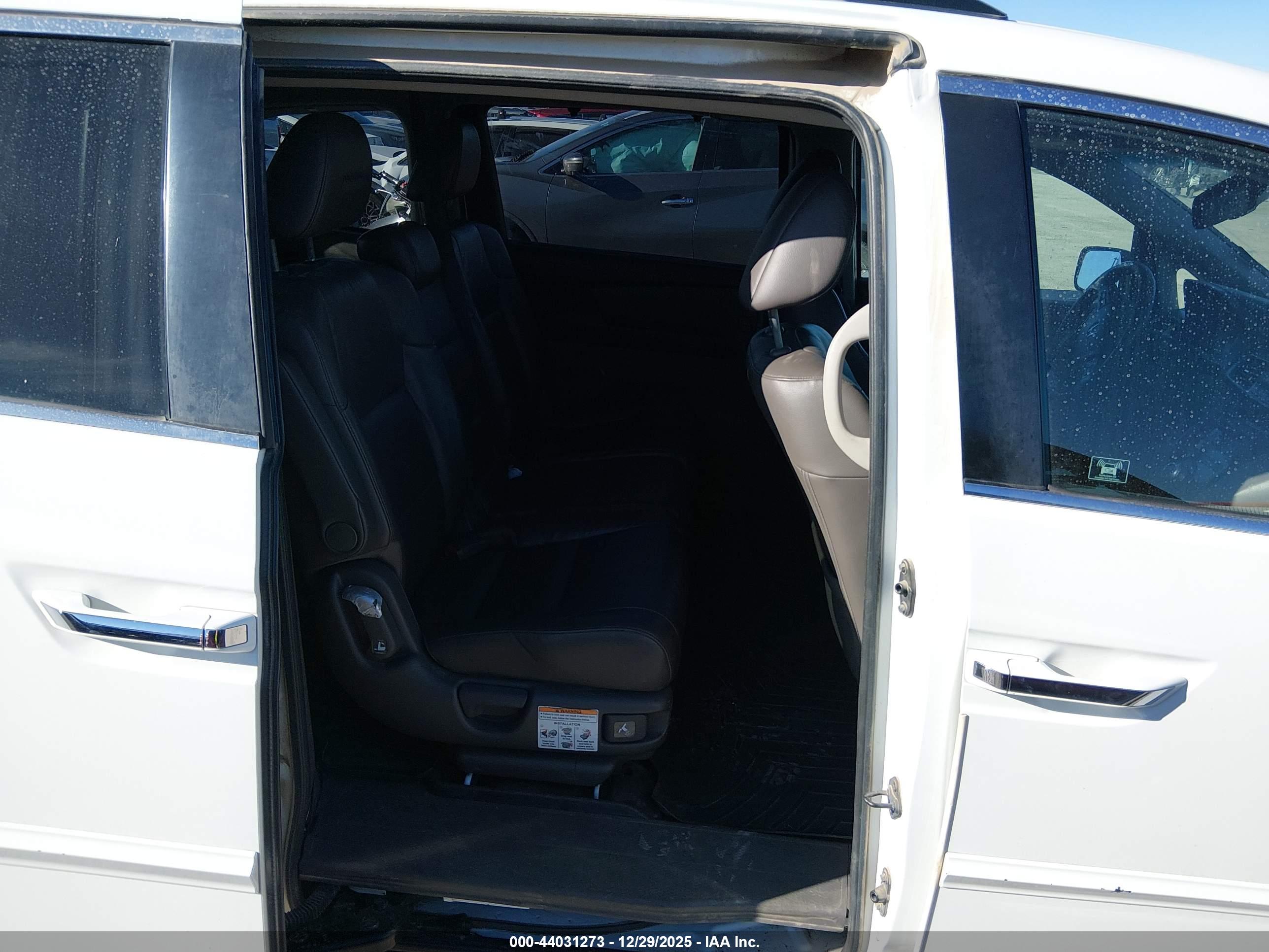 HONDA ODYSSEY image 8
