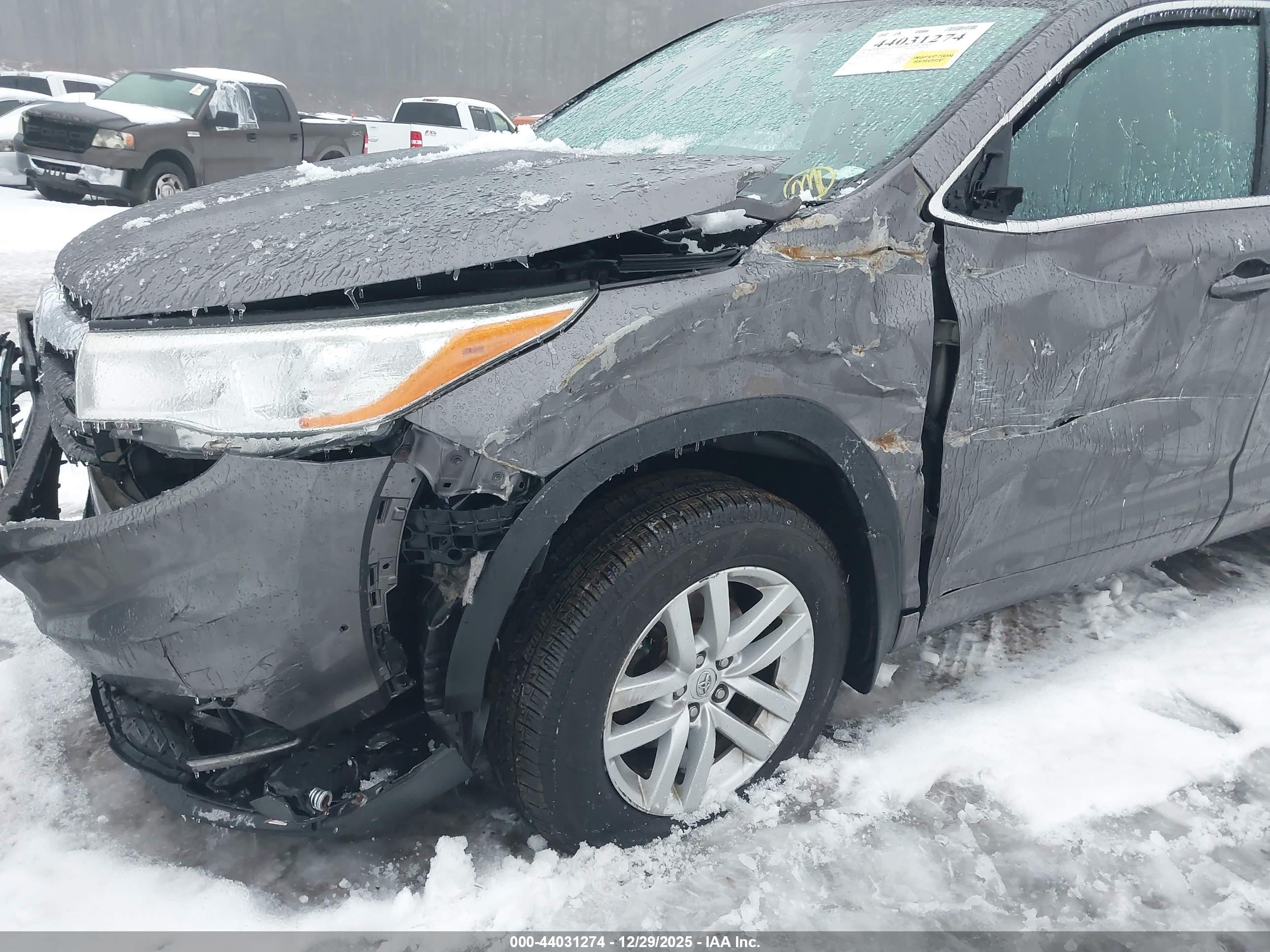 TOYOTA HIGHLANDER image 6